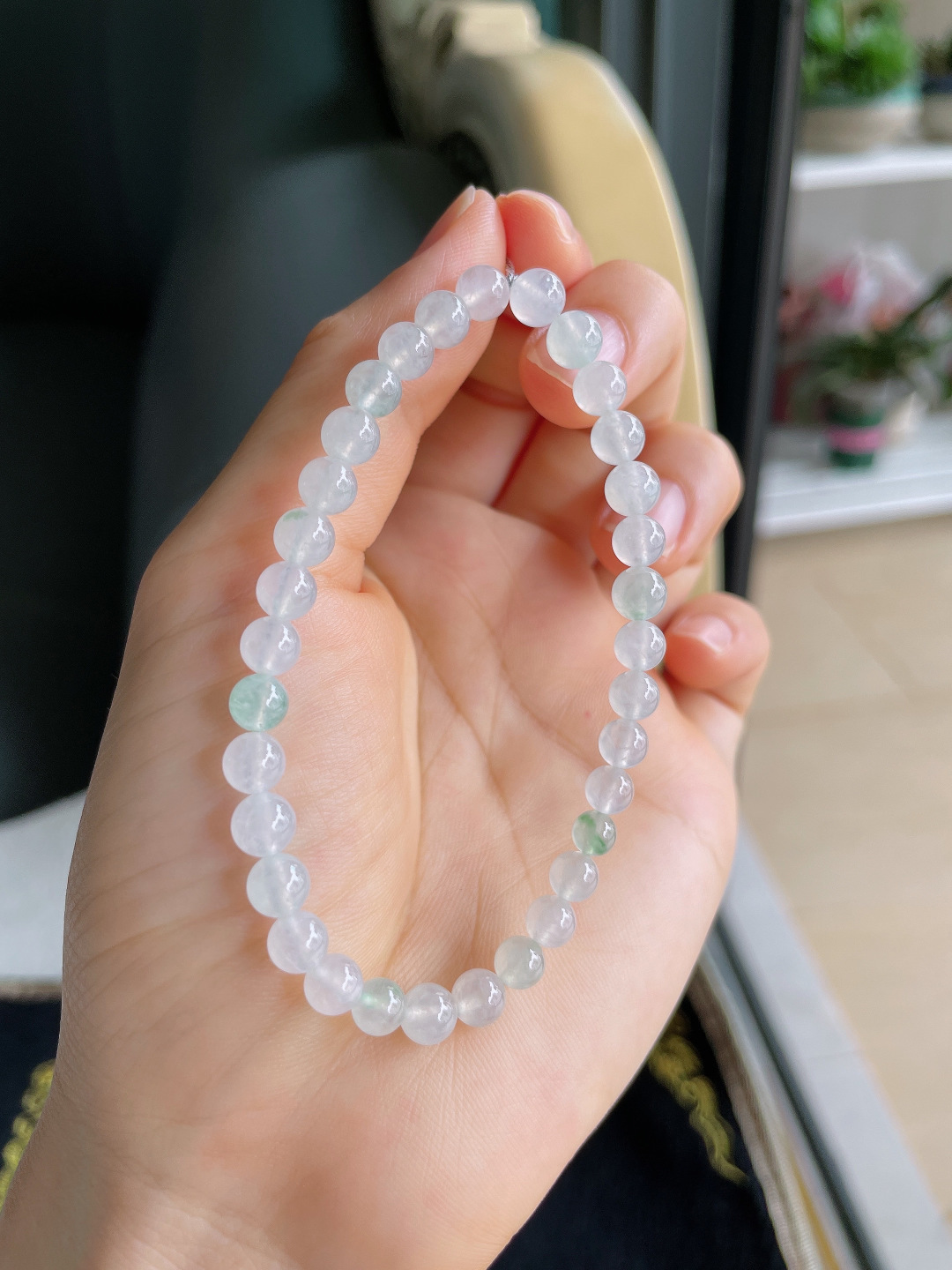 缅甸天然翡翠A货，白冰手串。尺寸：6mm。【编2292】