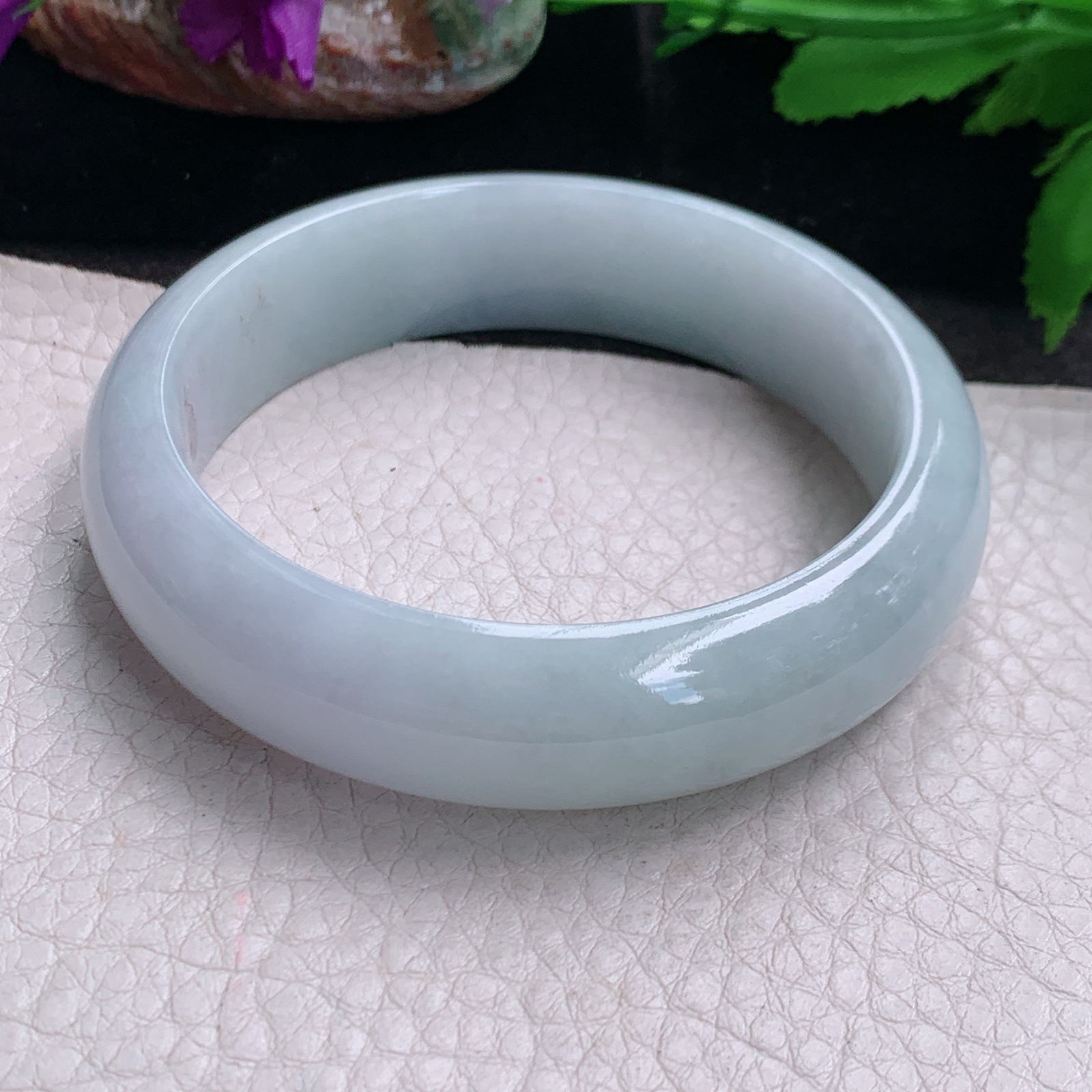 ll自然光57*15.6*8.2轮胎镯 缅甸翡翠a货玉手镯精美纯美宽边玉手环