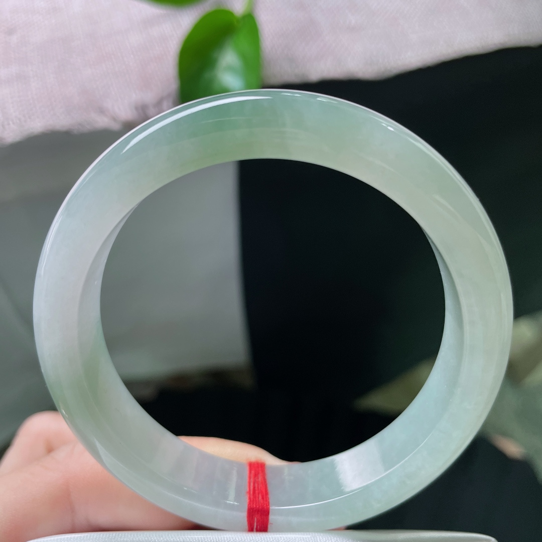 57/12.1/8.2绿底正圈，晴天碧水，有种空灵澄澈的美，种老，清润泛光，无裂，ss58891a
