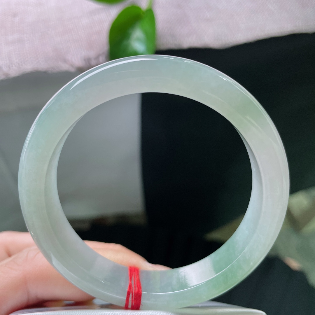 57/12.1/8.2绿底正圈，晴天碧水，有种空灵澄澈的美，种老，清润泛光，无裂，ss58891a
