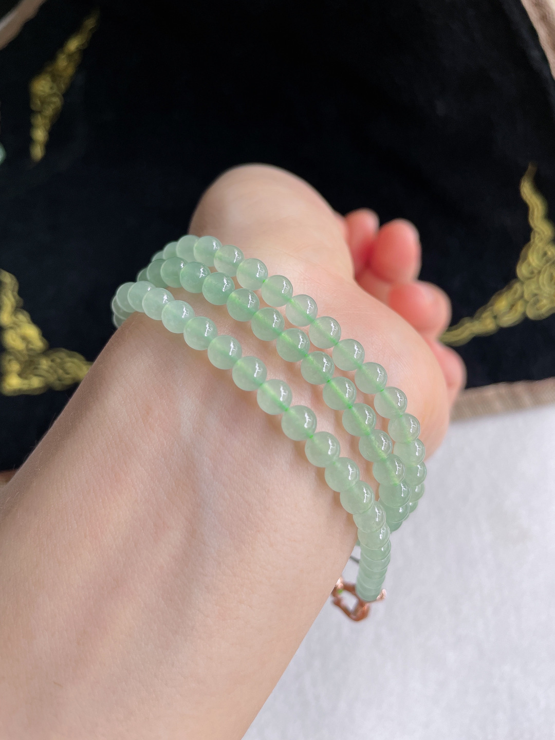 缅甸天然翡翠A货，冰绿冰晴底项链，尺寸：5mm118颗。【编3275】