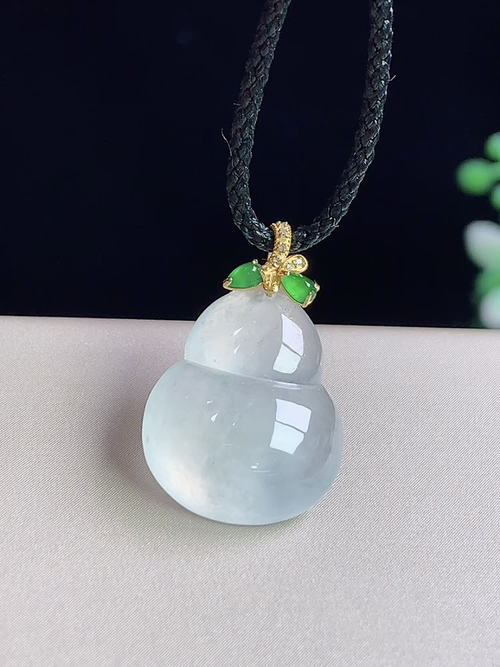 18k金镶冰种葫芦，无裂，尺寸18.2-14-5.8mm，j12hay