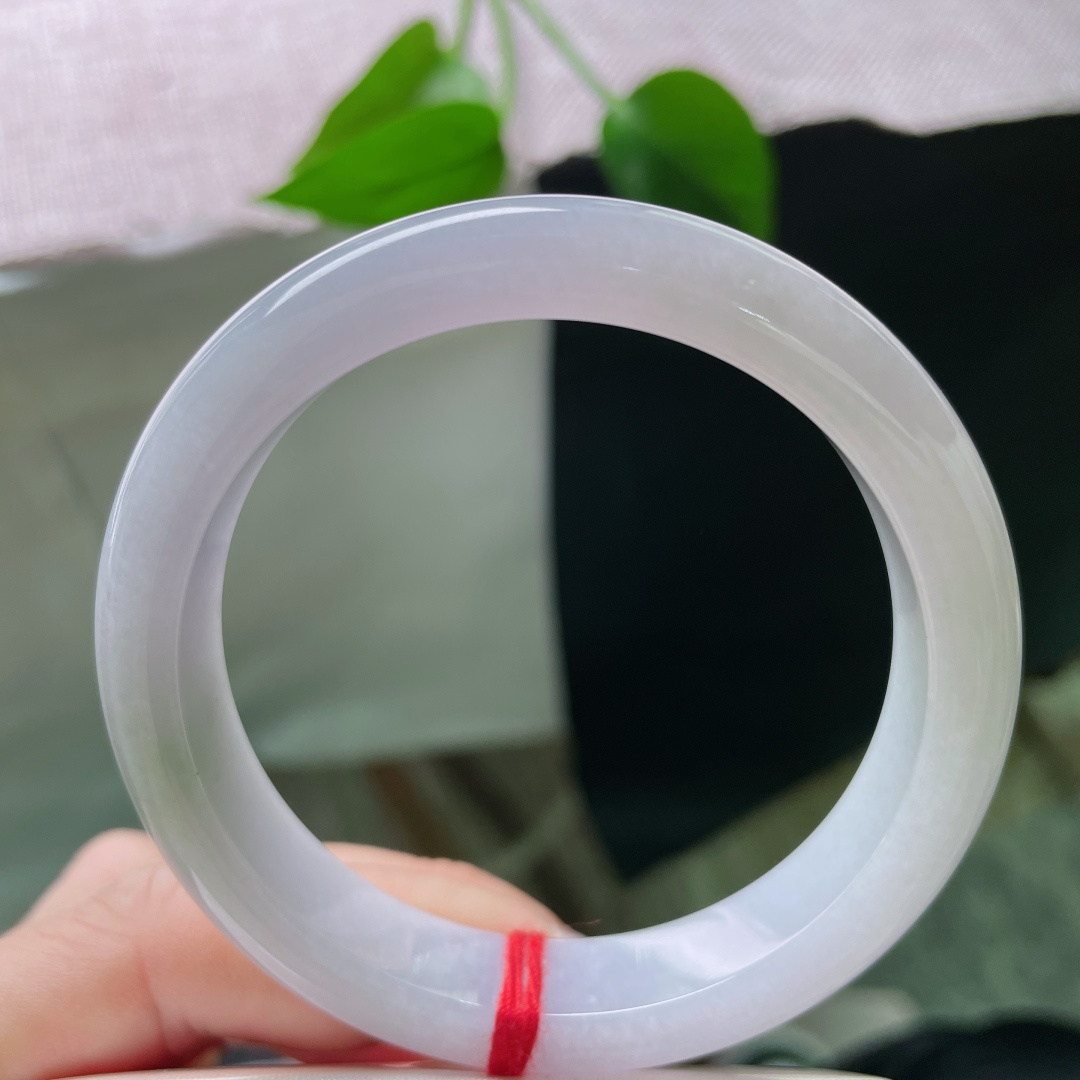 55.5/11.8/7.9，粉紫正圈，肉质细腻干净，像被水晕开的蜜与雾，柔软得让人失去语言。无裂，ss58985a
