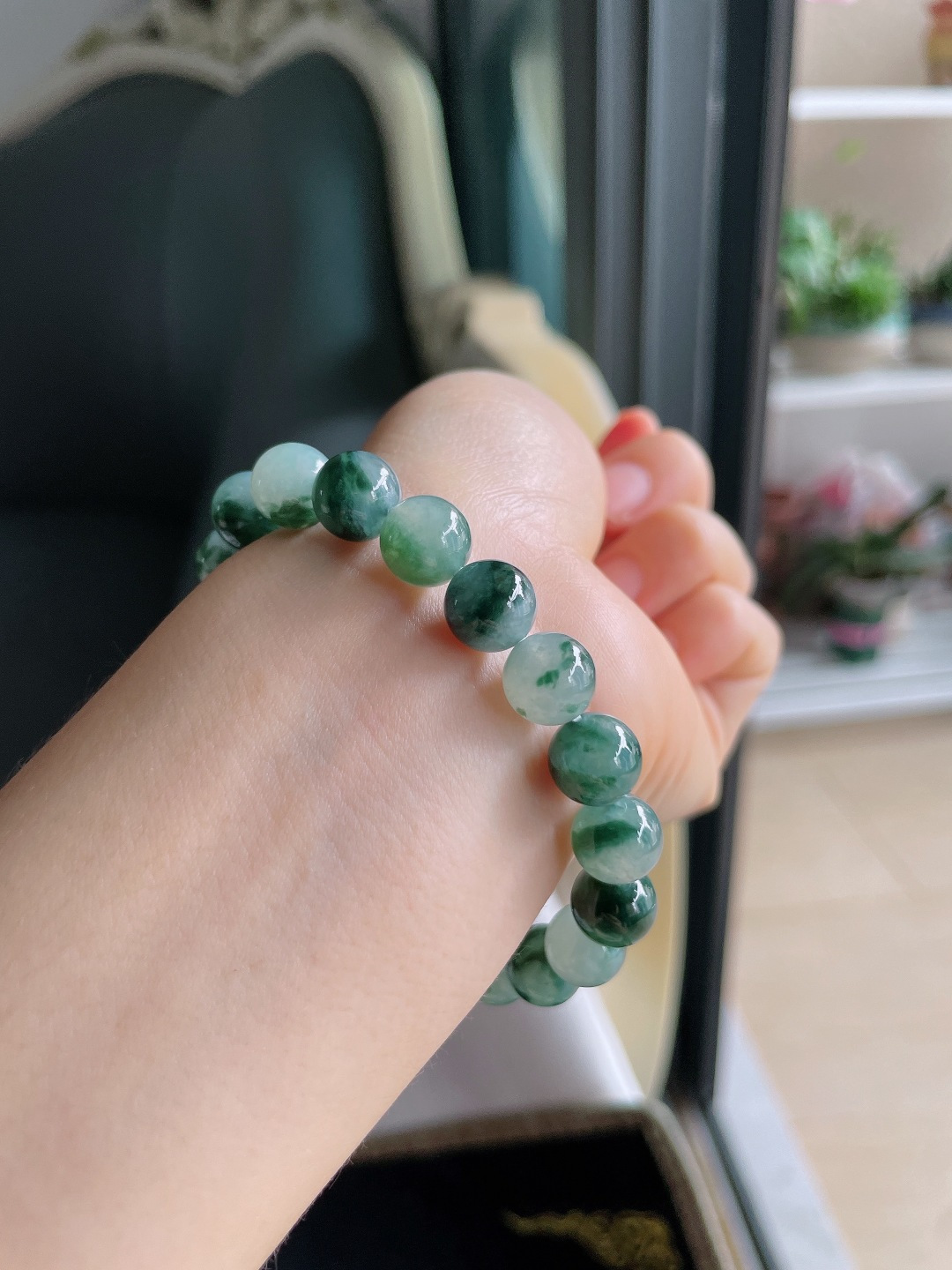 缅甸天然翡翠A货，冰飘花手链，尺寸：9.5mm。【编4265】