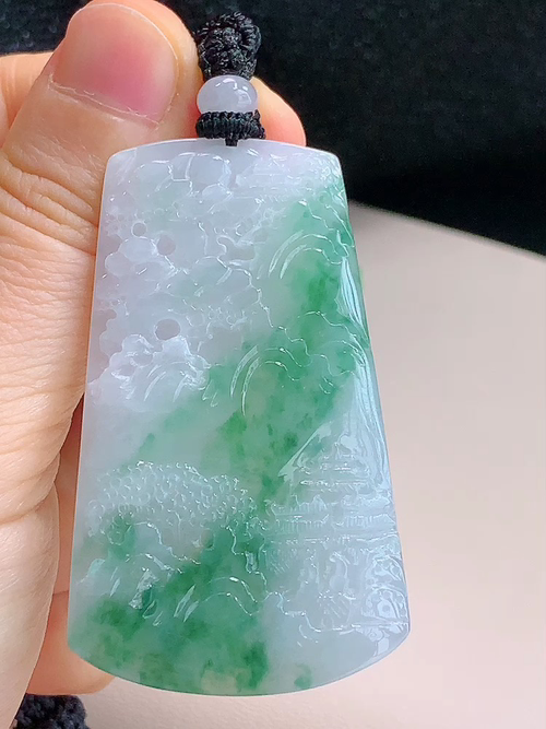️ 山水牌，无裂，尺寸57.7-34.1-4.5mm，包A附证书
