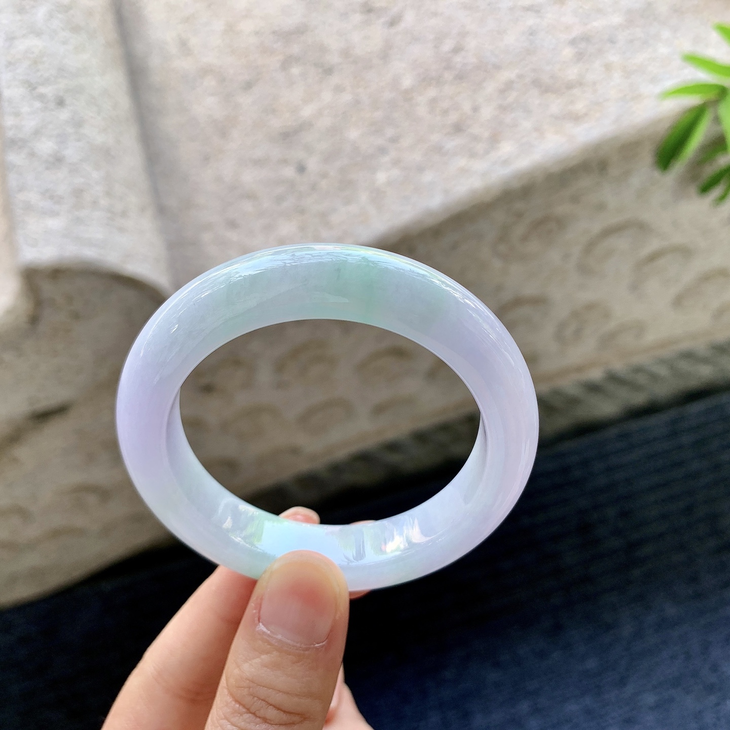 正圈48 49 圈口49.5/11.4/8.6 编码T1091311 春彩，水润，种老，细腻，打灯有棉线