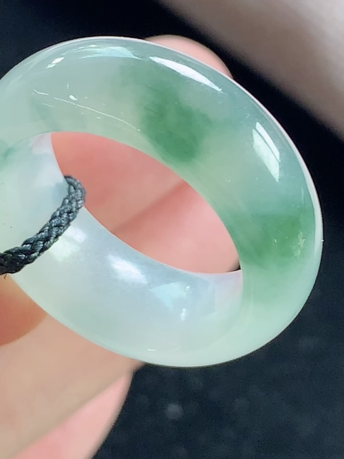 冰飘花戒指，无裂，内径尺寸17-8.8-4.4mm，15号手寸，j12pa09