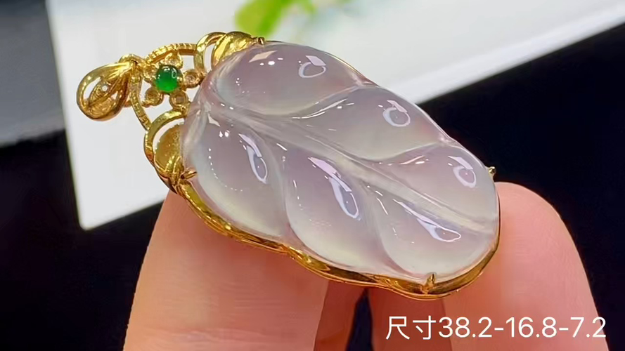 ️ 18k金+钻树叶吊坠，无裂，38.2-16.8-7.2