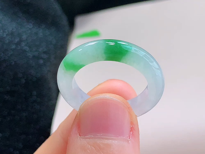 ️ 戒圈，无裂，尺寸19.2-5.2-4.0mm，圈口20，包A附证书2313