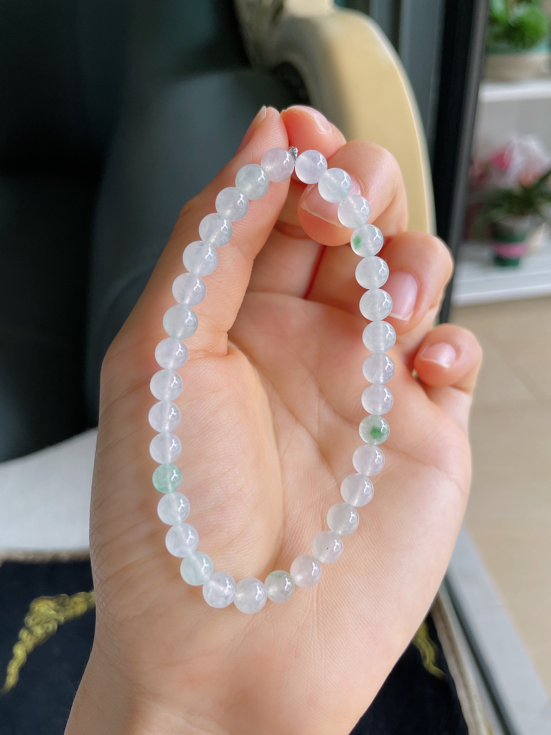 缅甸天然翡翠A货，白冰手串。尺寸：6mm。【编2292】