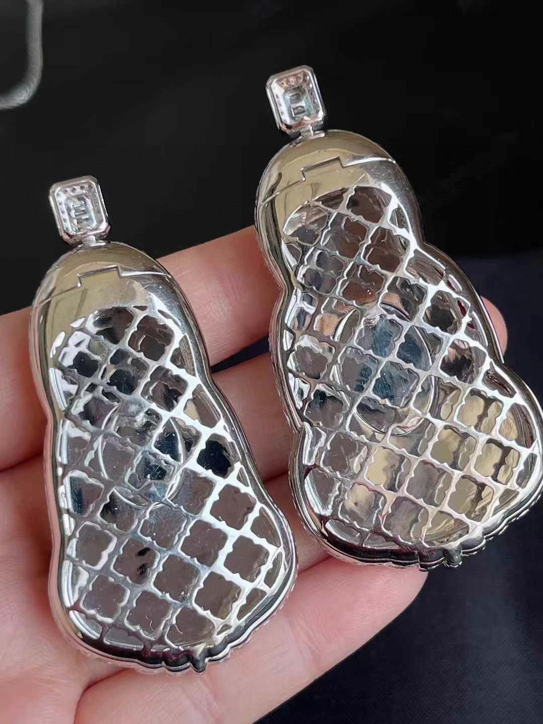 ️ 辣绿品质 精工雕刻 细腻水润 翠色浓郁 豪镶款 品质杠杠滴 无裂，66.5-33.3-13
