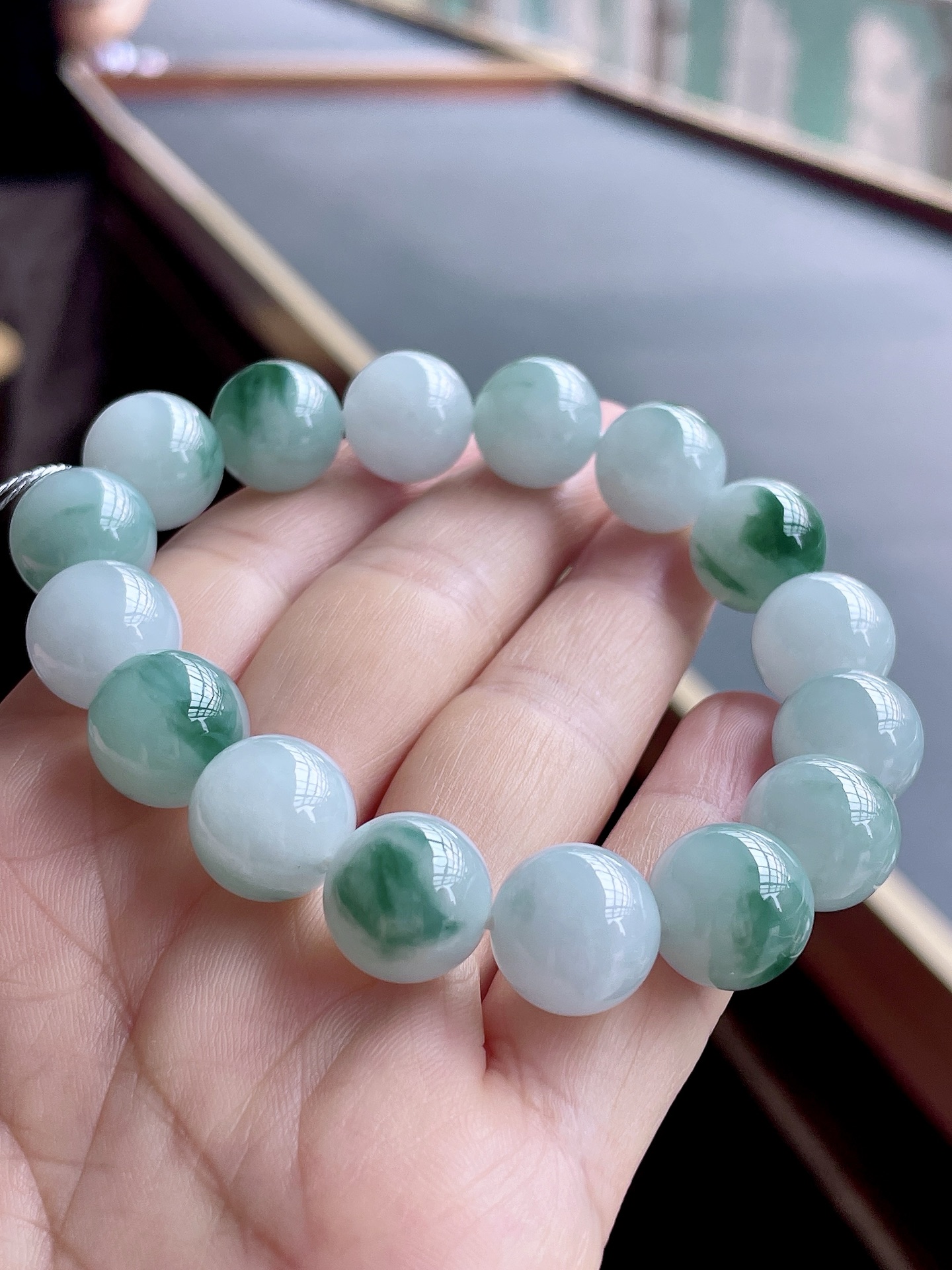 ️ 冰种飘花手链 飘花灵动，个大饱满 尺寸：12.6