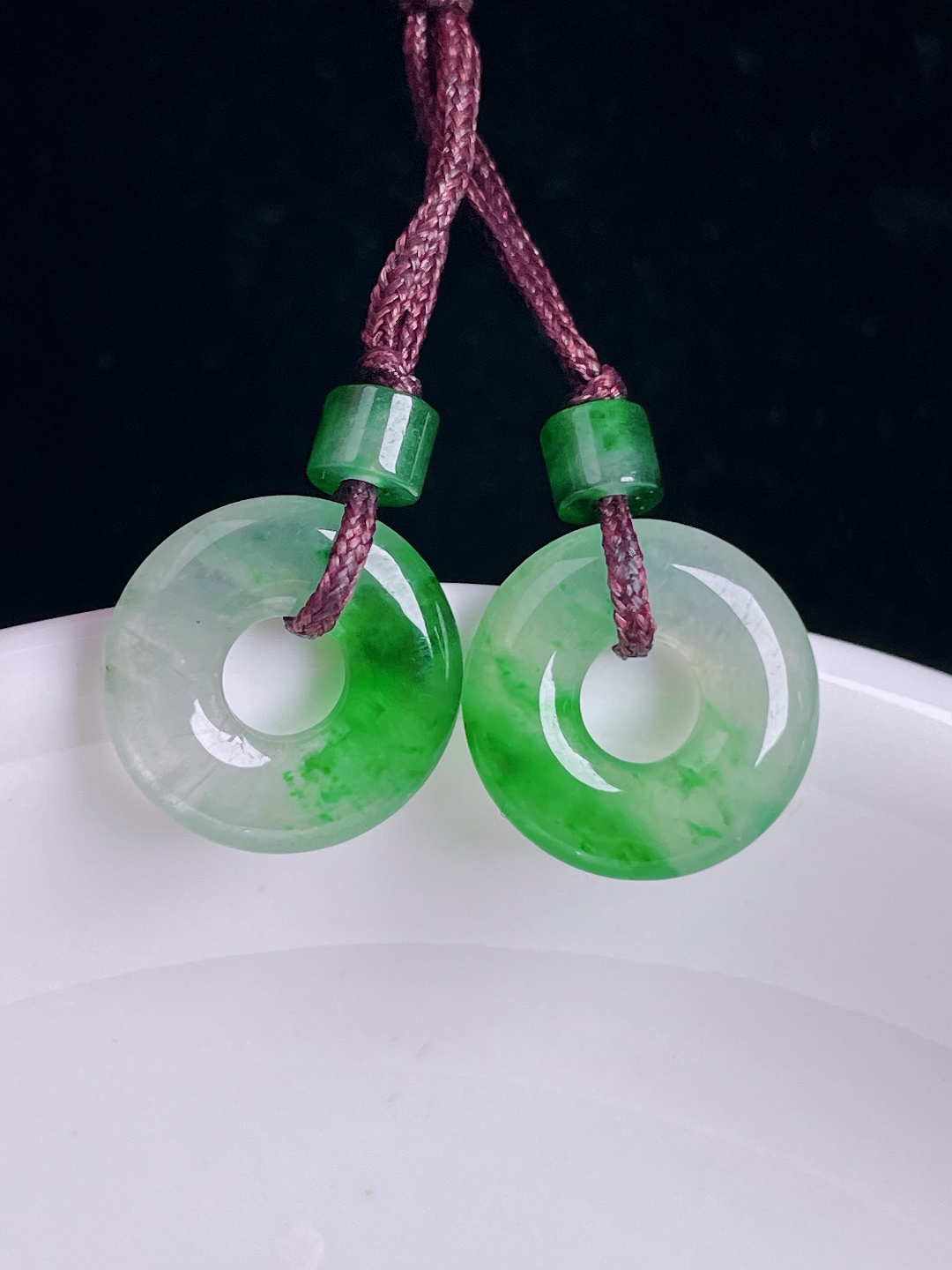 ️冰绿耳坠，老种起光，细底通透，尺寸：12/2.6mm0913