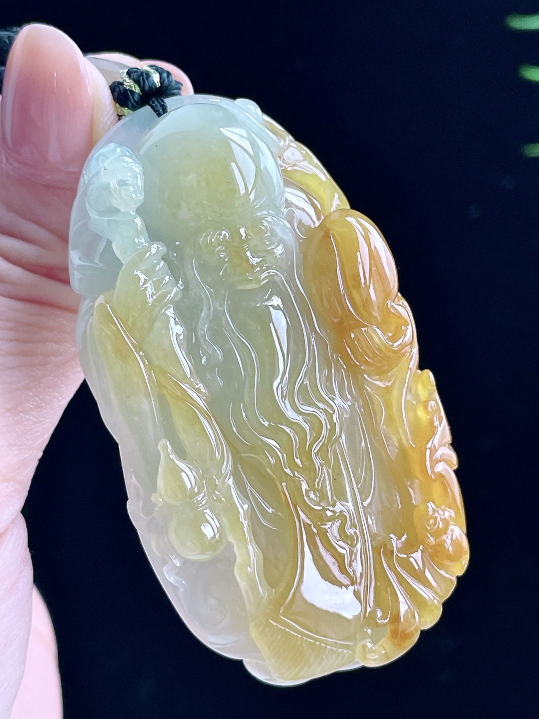 【裸石】冰种黄翡寿星公牌吊坠 【说明】缅甸 无裂 性比高 超厚 【尺寸】67-39.5-13 【重量】62.8克