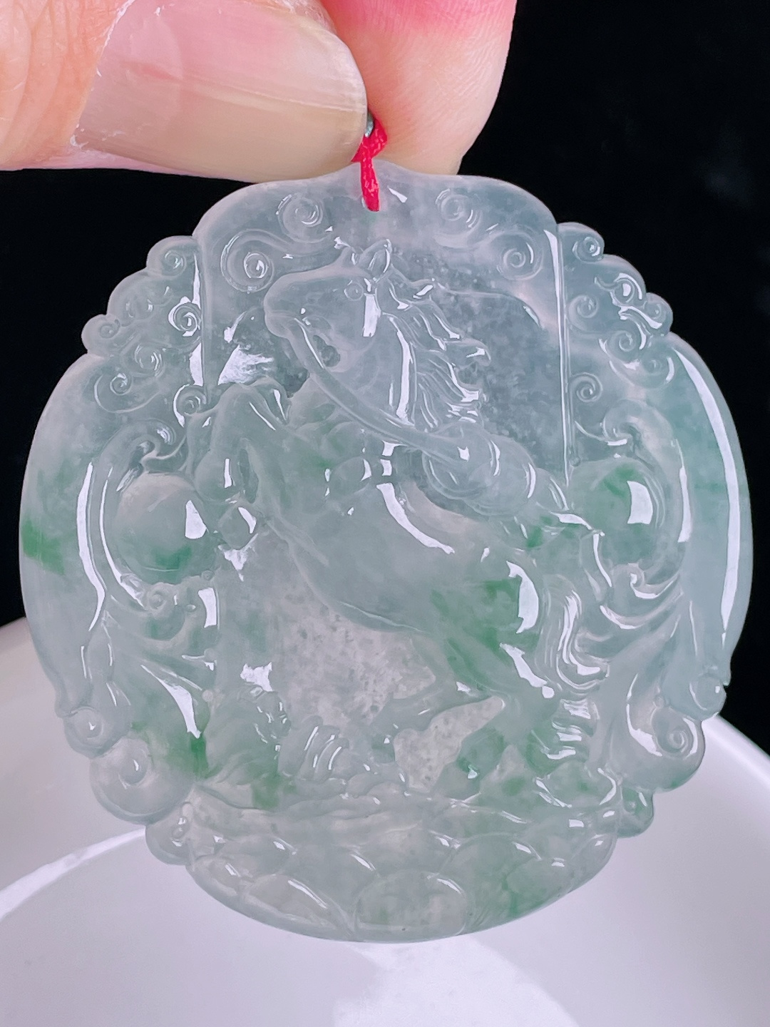 ️马牌，老种起光，细底通透，尺寸：51.5/48/6.6mm0913