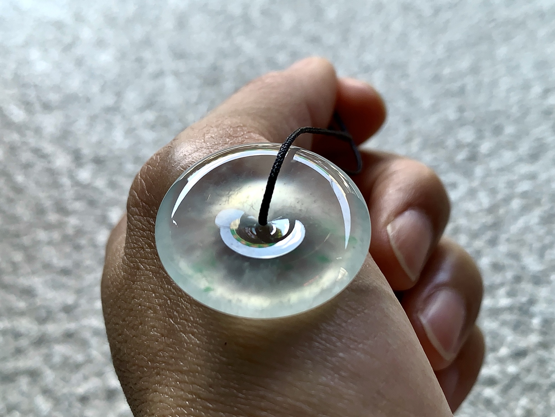 ️ 飘彩平安扣 尺寸：26.5×5.5 玉韵悠悠，传世典藏