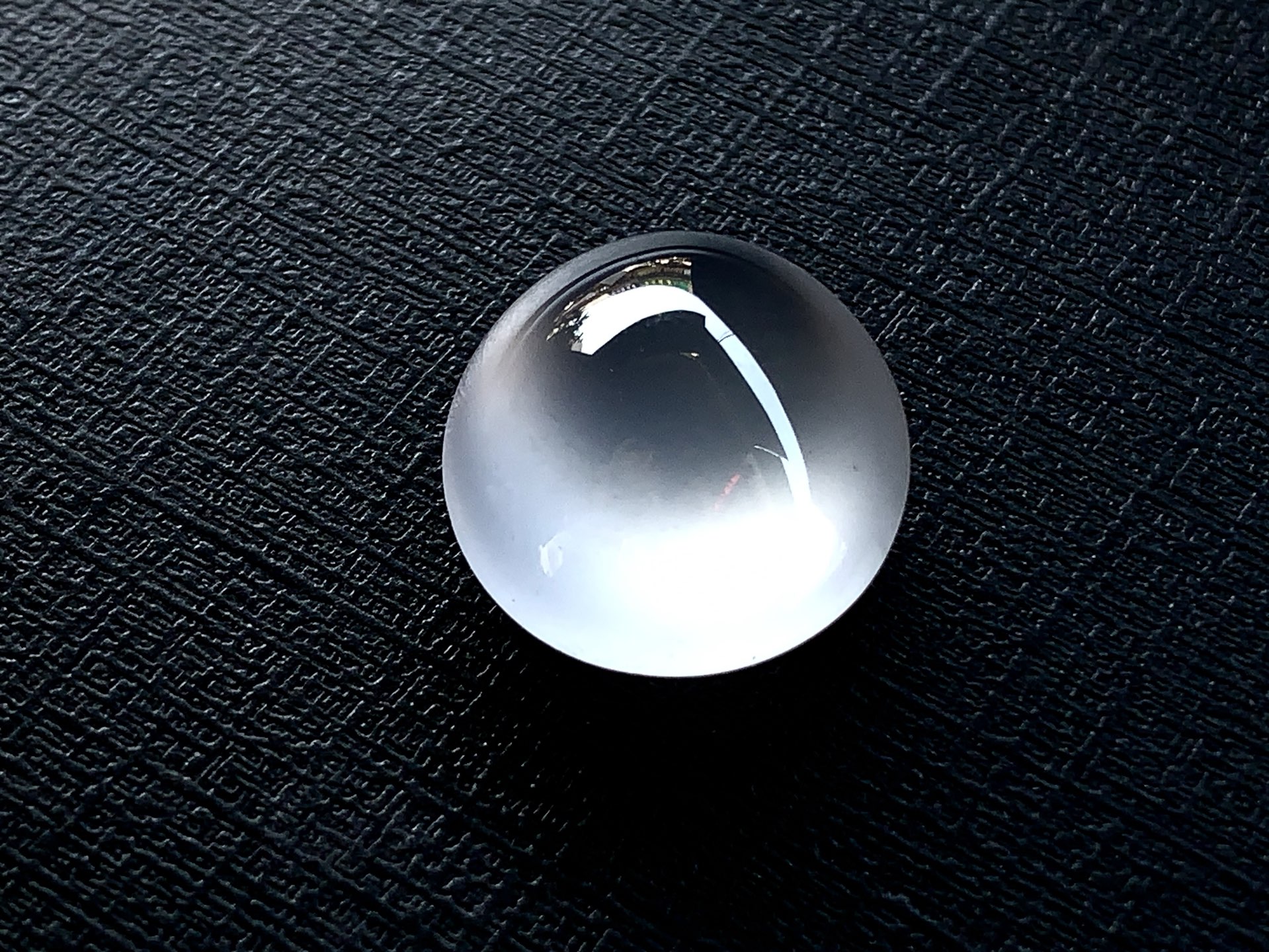 ️ 冰种蛋面 尺寸：19.5×16.8×9 玉泽温润，静守流年