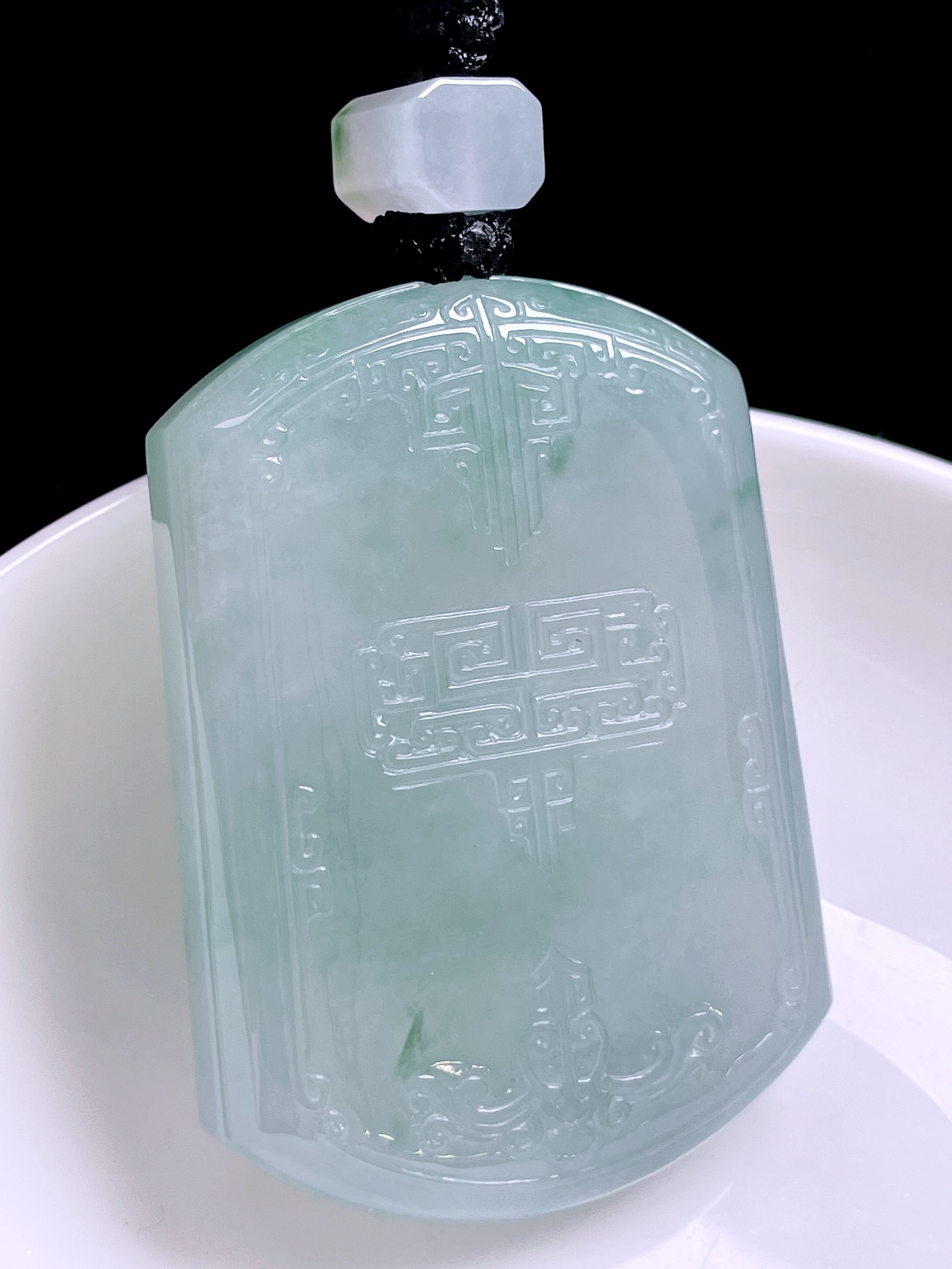 ️ 冰种飘花复古牌 飘花灵动，种老起胶 尺寸：52.3/38.2/10.5