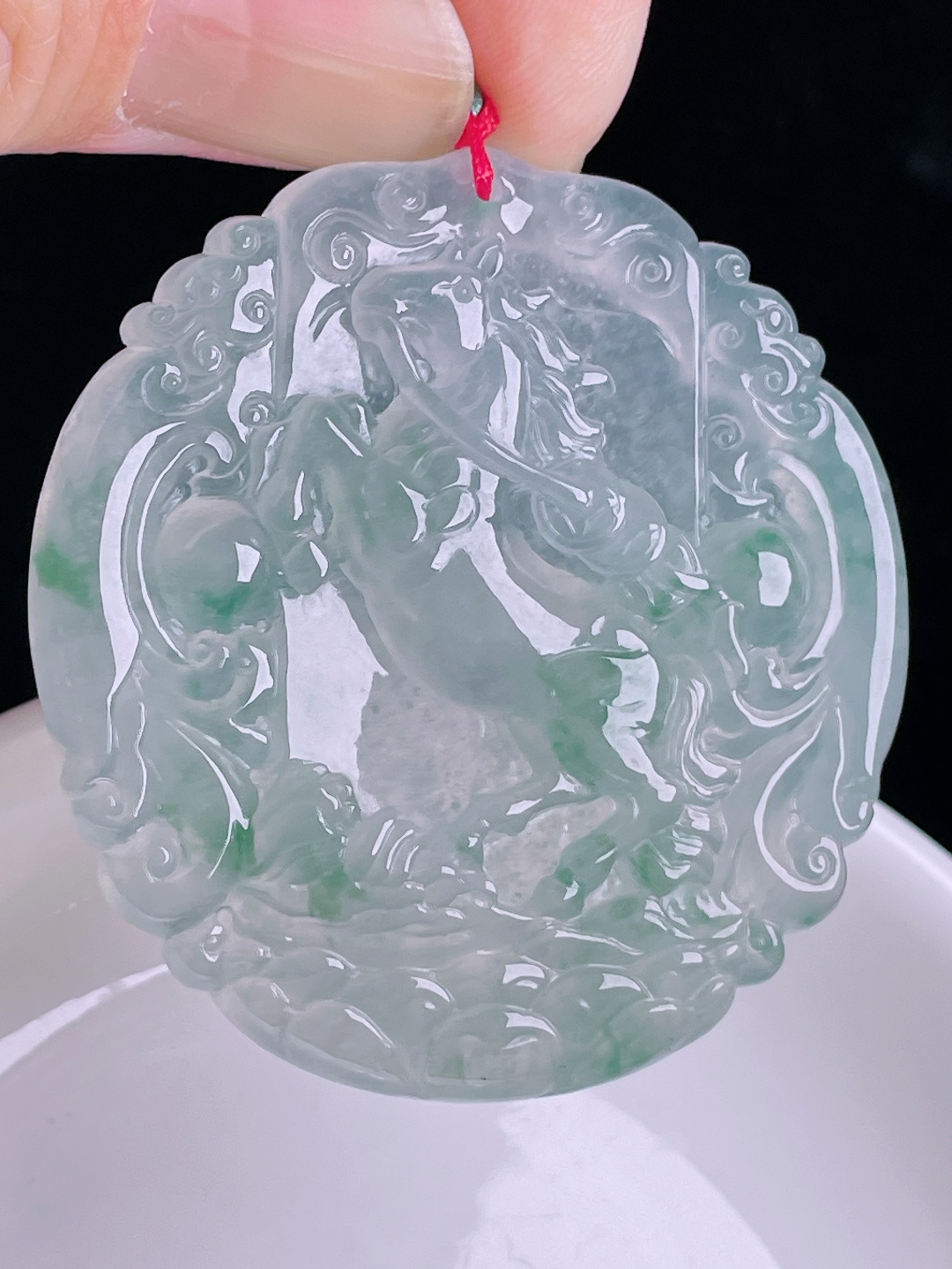 ️马牌，老种起光，细底通透，尺寸：51.5/48/6.6mm0913