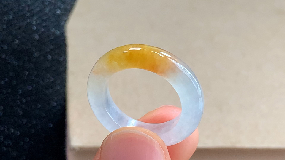 ️ 戒圈，无裂，尺寸16.3-5.0-3.7mm，圈口12，包A附证书