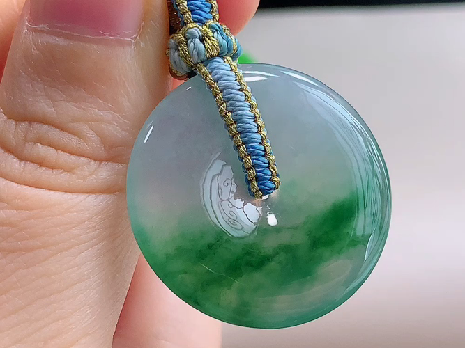 ️ 平安扣，无裂，尺寸28.6-4.7mm，包A附证书