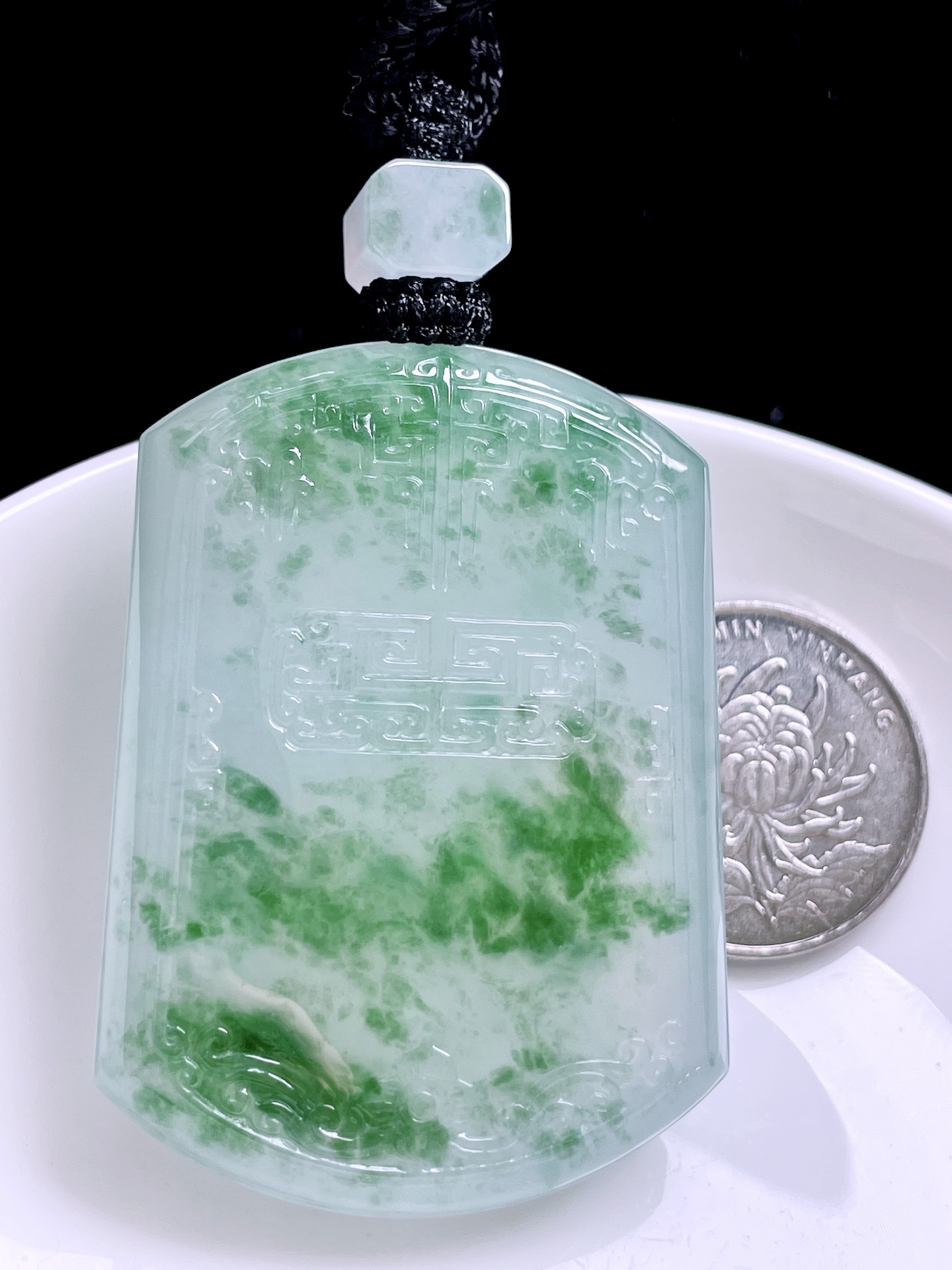 ️ 冰种飘花复古牌 飘花灵动，种老起胶 尺寸：52.3/38.2/10.5