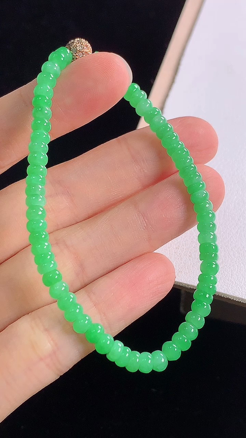 ️冰绿手链，尺寸:4.3-2.2mm 9