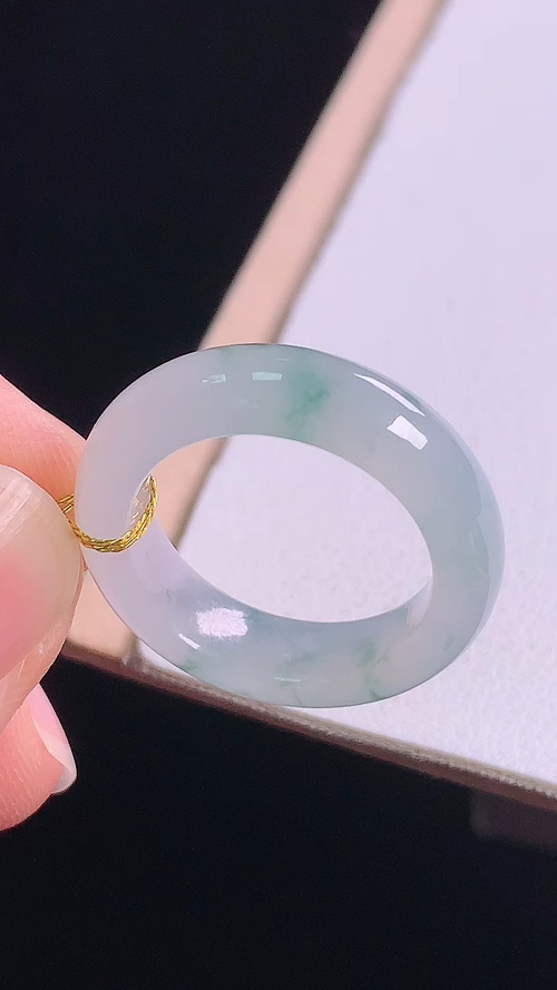 冰飘花指环，无裂，尺寸:圈口12/16.5-5.6-3.5mm 9