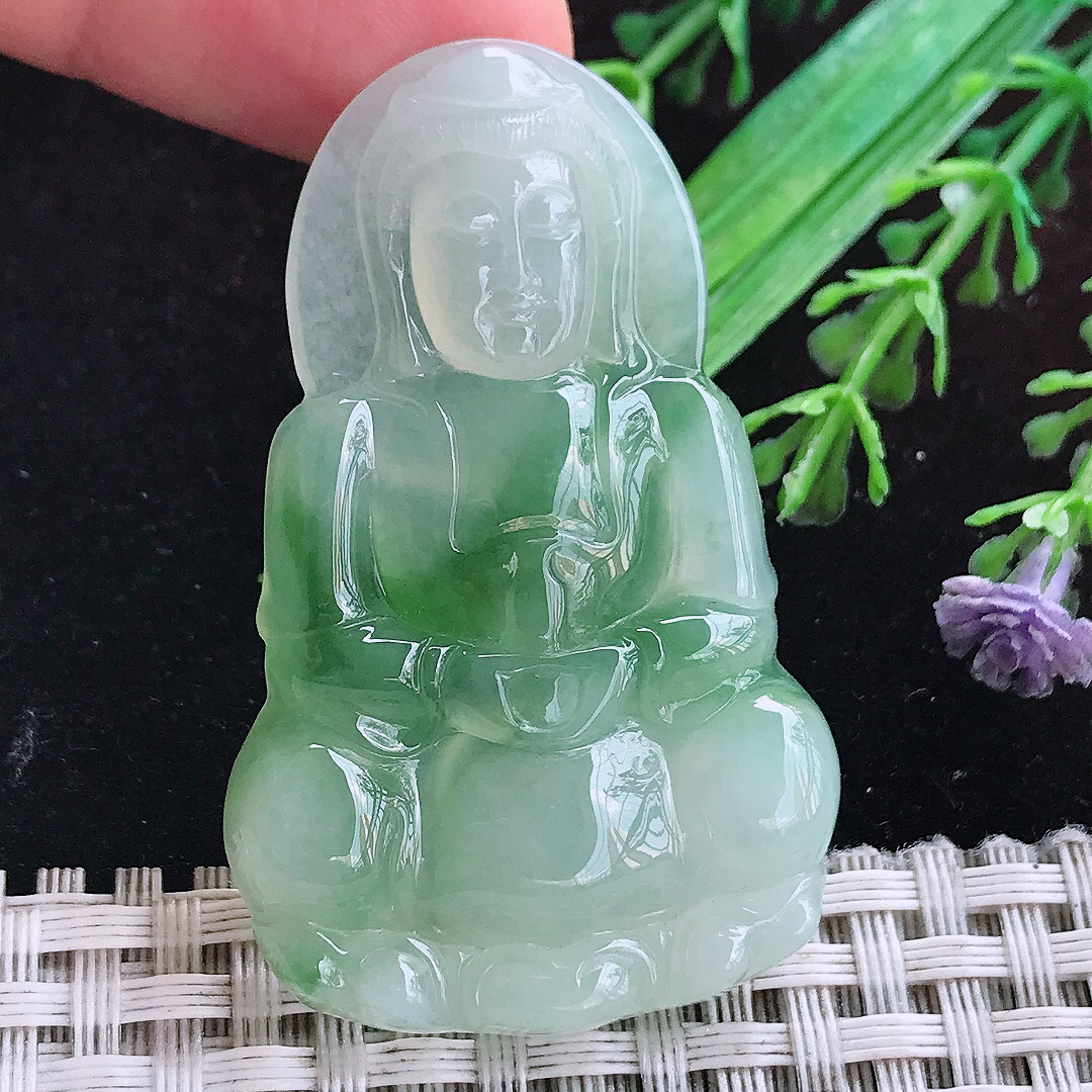 实拍A货翡翠51.7/32.6/5.6老坑冰胶果冻飘绿正装观音吊坠翡翠玉观音