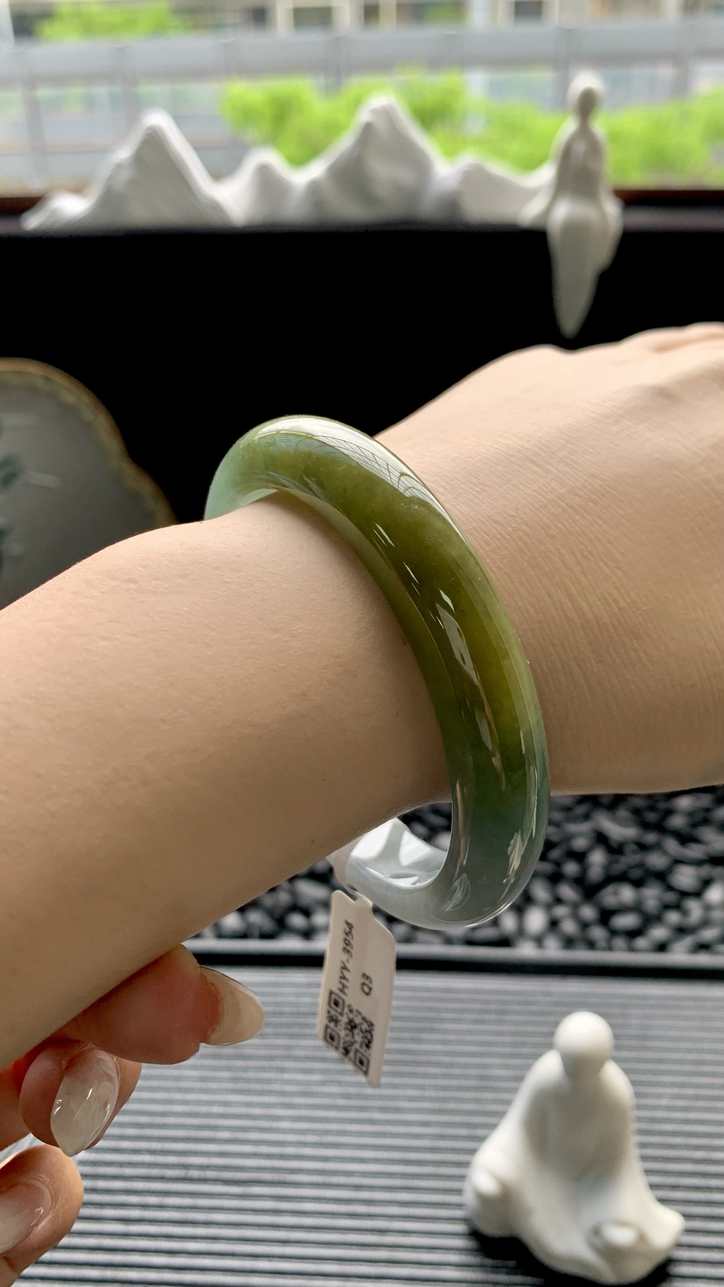 黄加绿半山水正圈成品 HYY-3954 尺寸：57-12-8