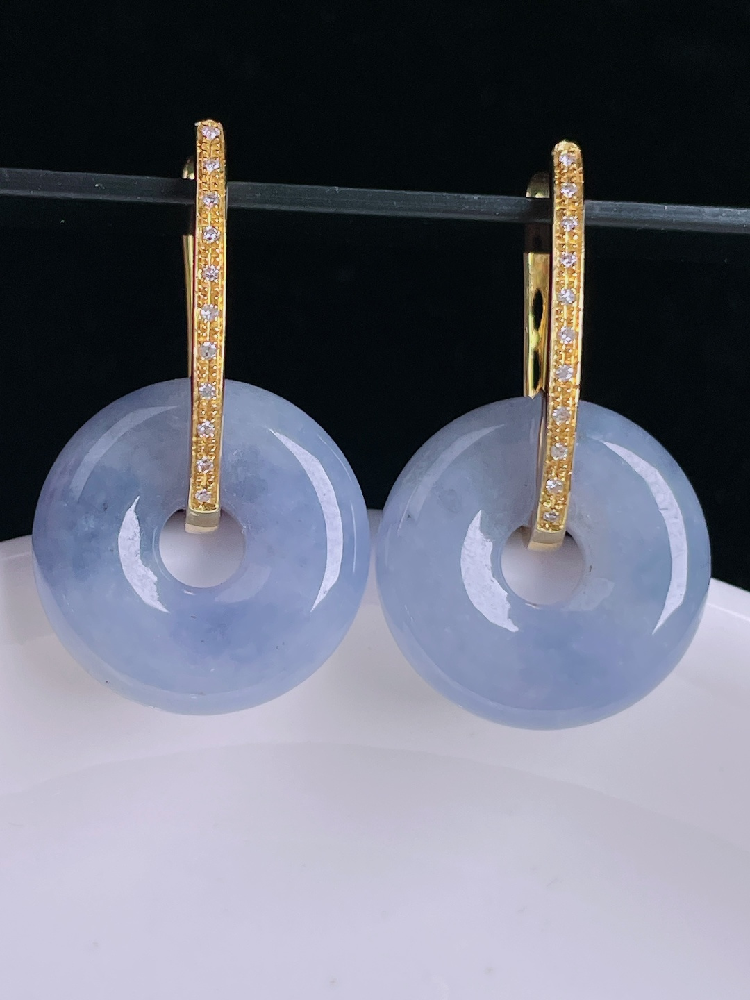 ️耳坠，18k镶嵌，老种起光，细底通透，尺寸：裸石16/4.7mm0913