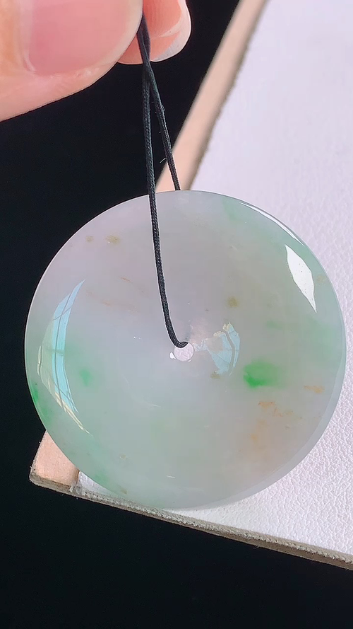 冰黄绿平安扣，无裂，尺寸:35.3-5.0mm 11