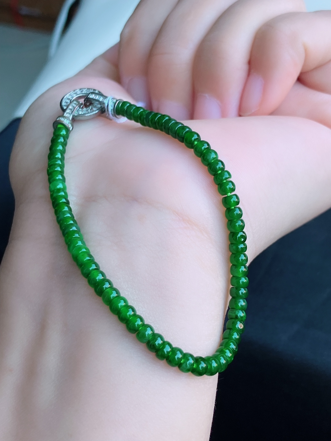 ️油绿手链，晶莹剔透，尺寸4/自然光实拍