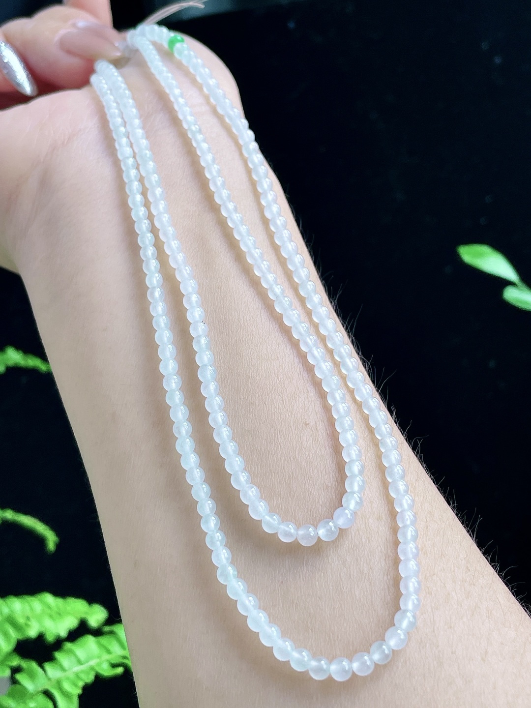 【珠子】白冰珠链圆珠珠子珠链 【说明】缅甸 性比高 【尺寸】33mm，30cm 【重量】11.6克