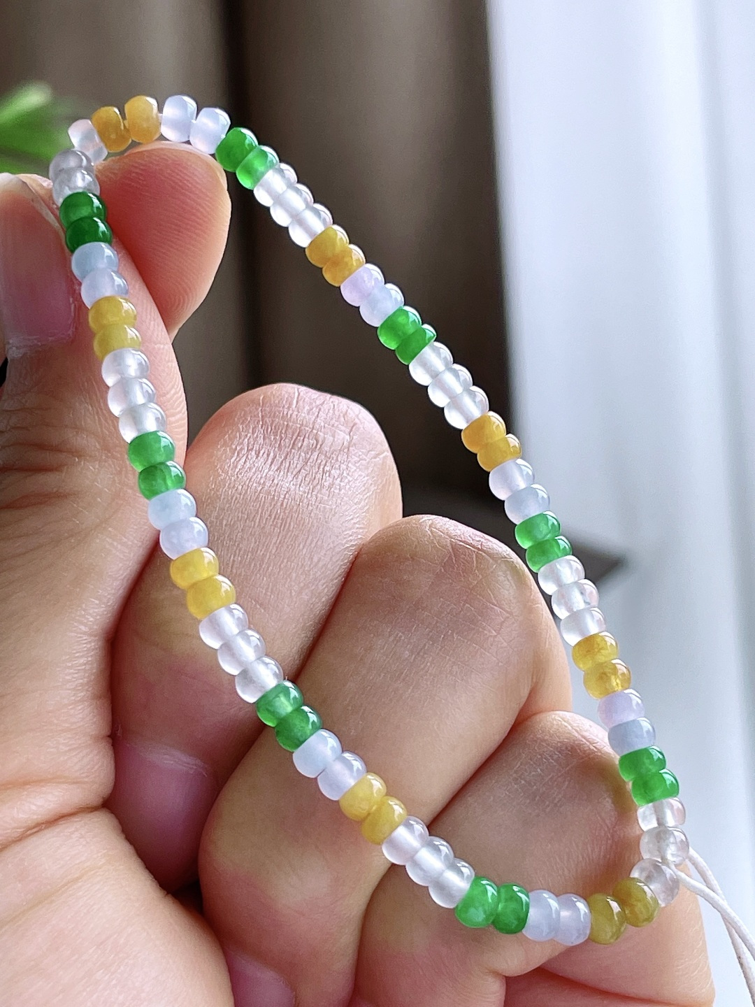 【珠子】冰多宝手串算盘珠珠子手串 【说明】缅甸 性比高 【尺寸】3.8-2.3mm 【重量】5.8克