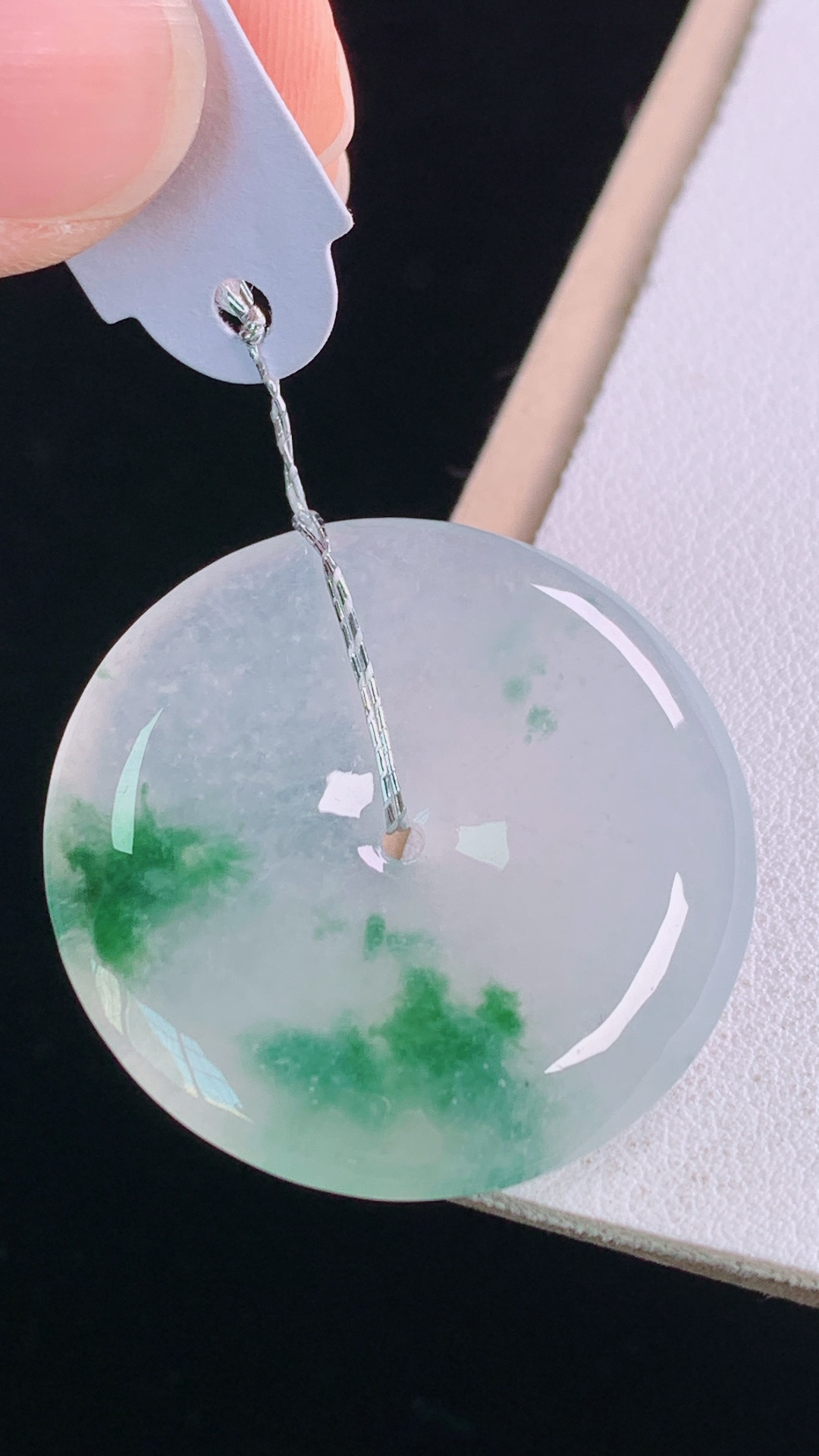 ️冰种飘花平安扣 花色灵动，清爽细腻，无裂，尺寸:32.4-5.6mm 10