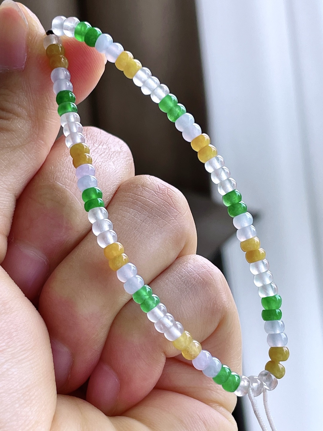 【珠子】冰多宝手串算盘珠珠子手串 【说明】缅甸 性比高 【尺寸】3.8-2.3mm 【重量】5.8克