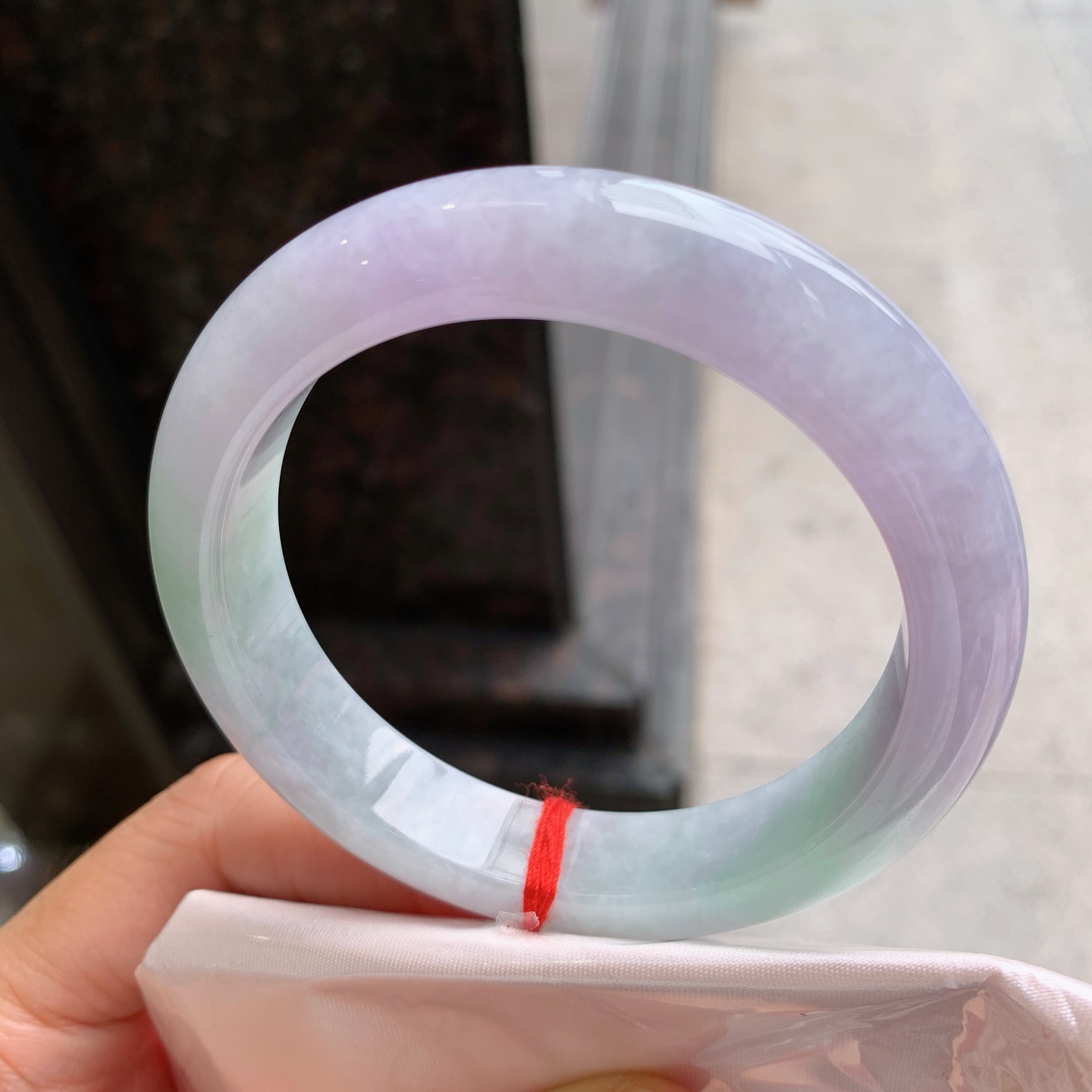 正圈 微纹 尺寸：57.6/12.4/9.1 版型好