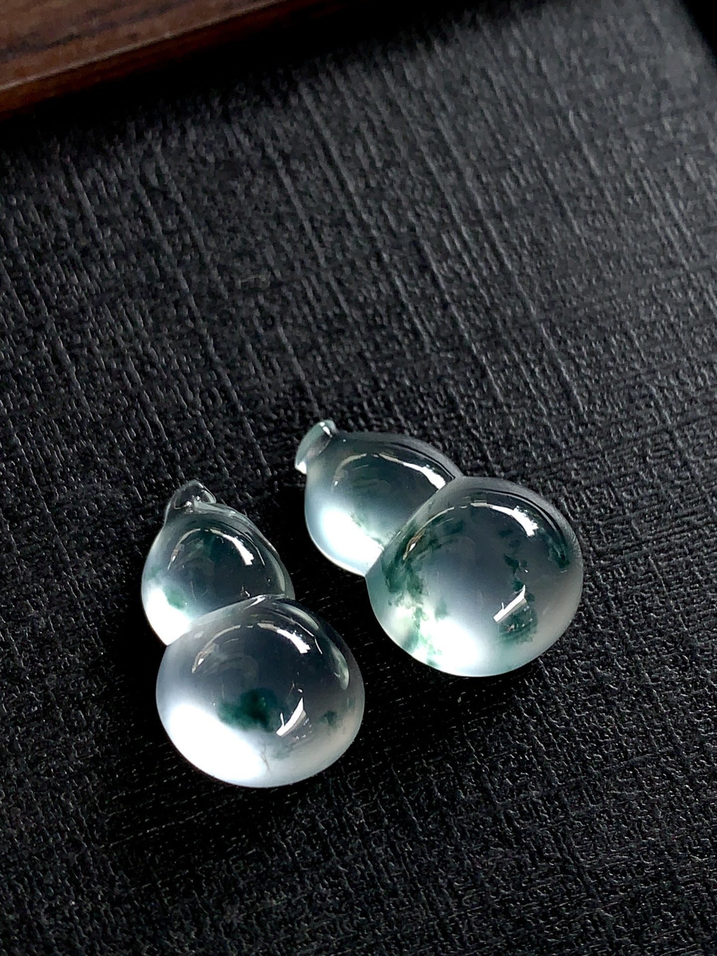 ️ 飘彩葫芦一对 尺寸：20×12.7×6.6 / 20×13.2×7.2 玉润千年，福运绵长