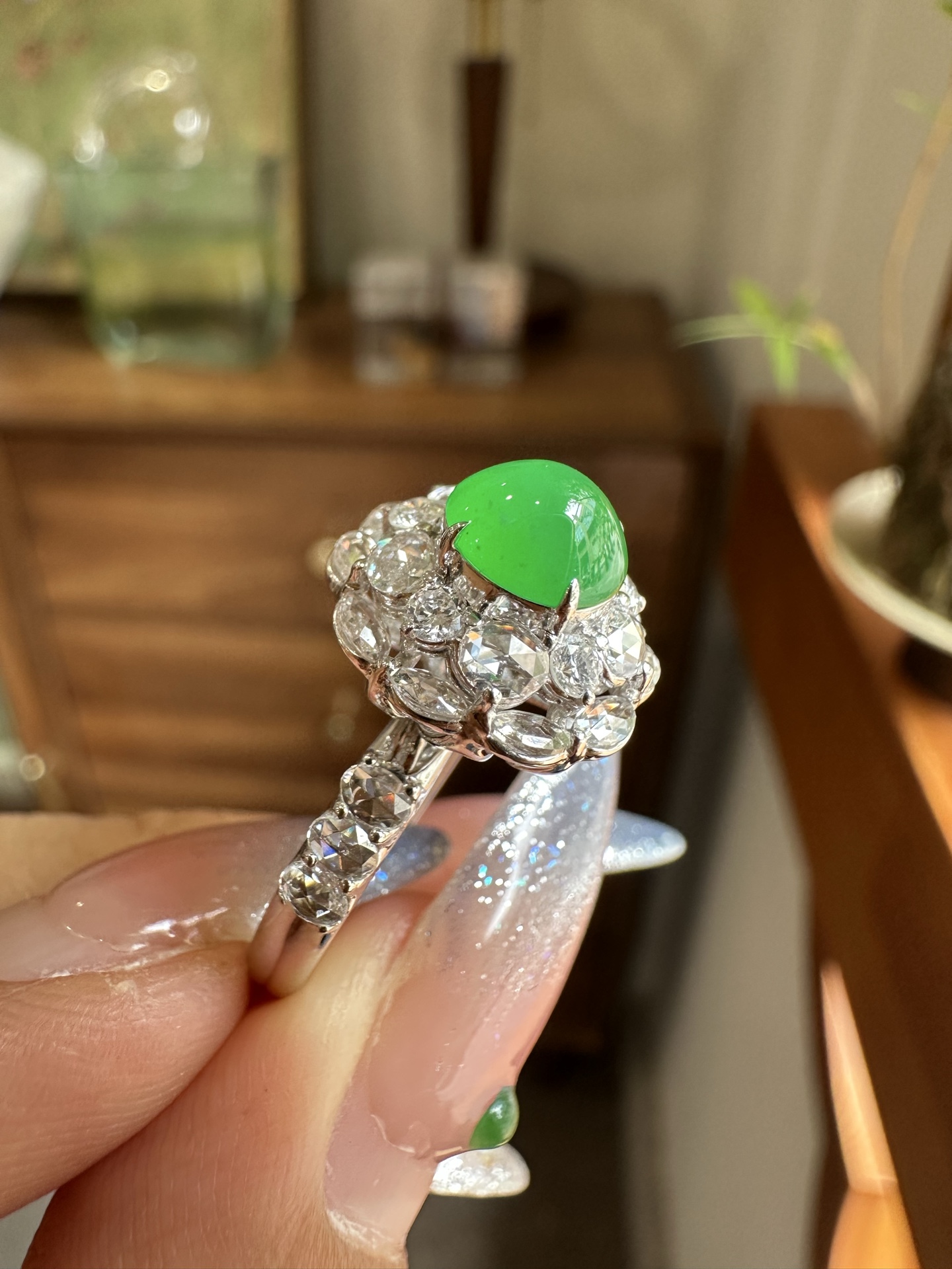 ️ 阳绿蛋面戒指，6.5-6.2-3.3