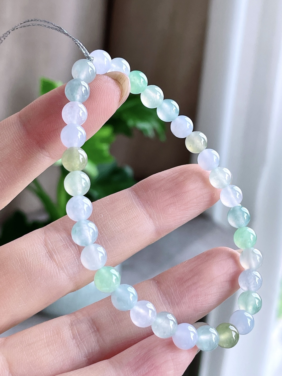 【珠子】冰多宝手串圆珠珠子手串 【说明】缅甸 性比高 【尺寸】5.8mm 【重量】12克