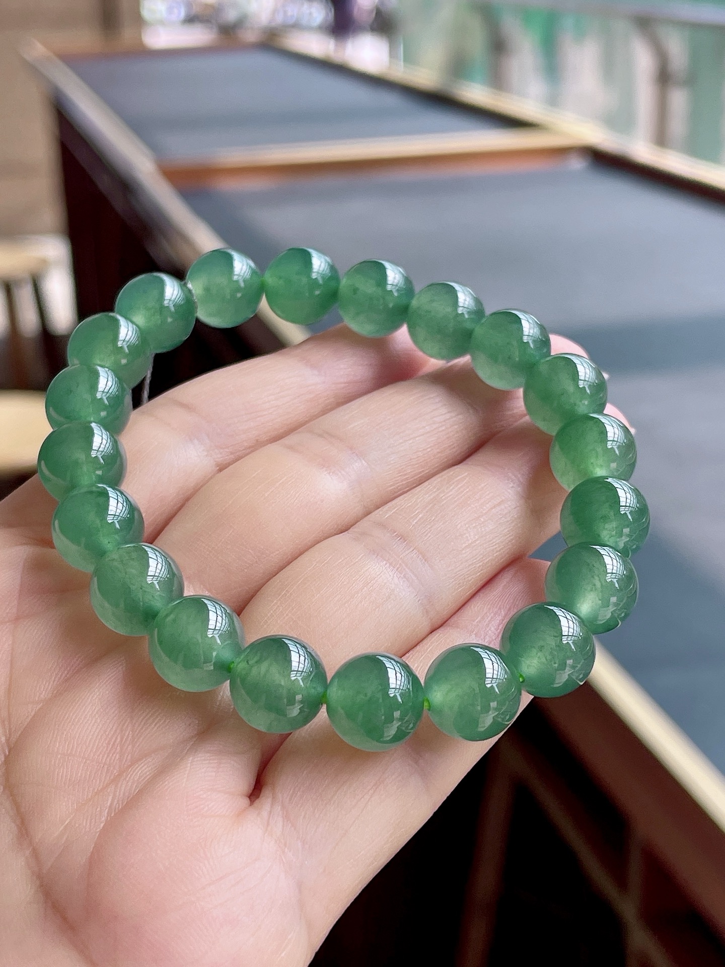 ️ 冰种晴绿手链 色泽浓郁，油润起胶 尺寸：9.9