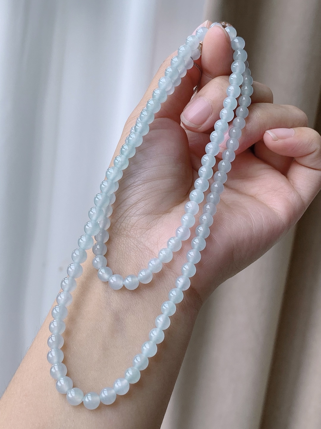 【珠子】白冰珠链圆珠珠子珠串长串 【说明】缅甸 性比高 【尺寸】4.9-5.8mm 30cm 【重量】33克