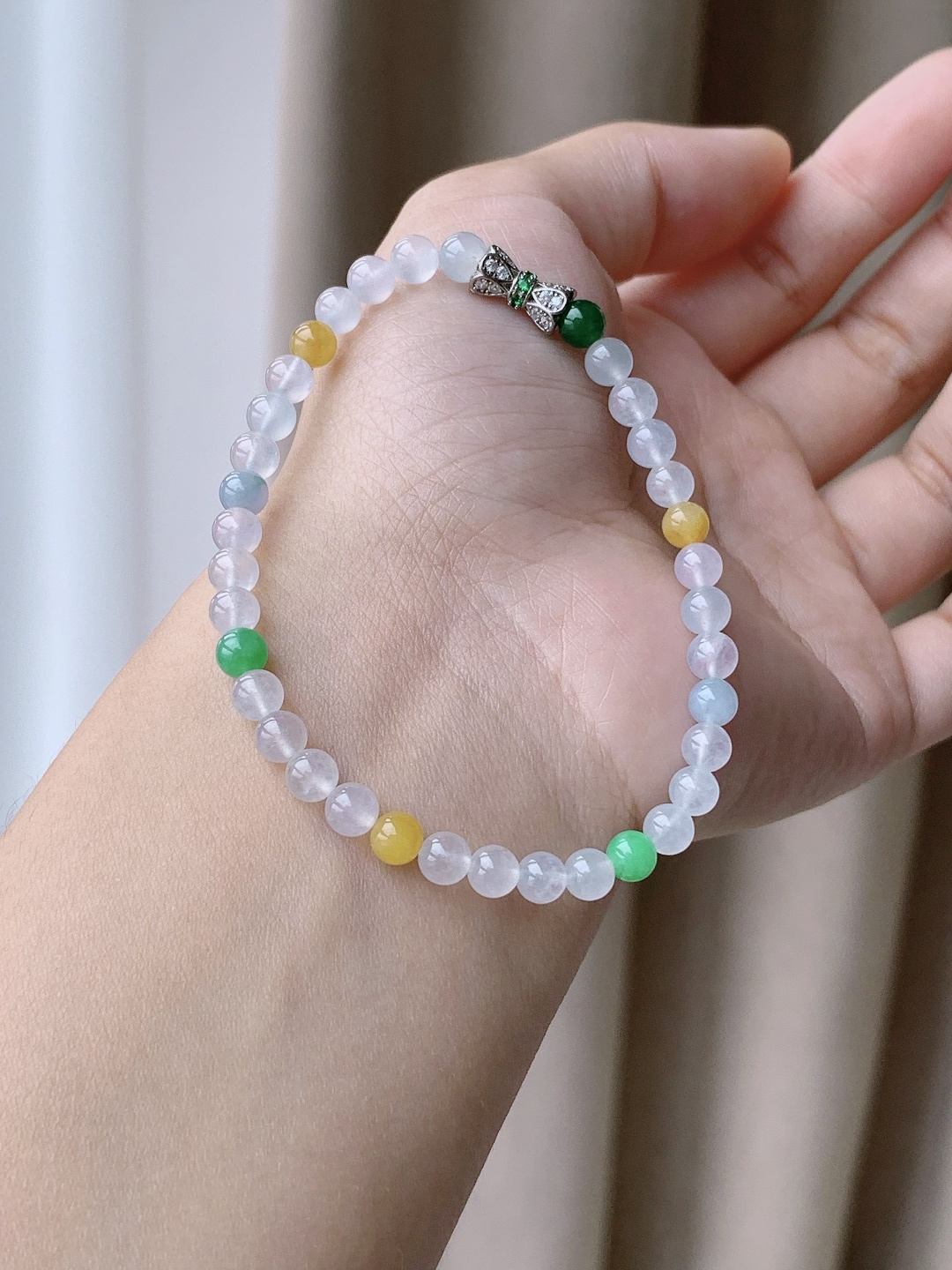 【珠子】冰多宝手串圆珠珠子手串 【说明】缅甸 性比高 【尺寸】4.9mm 【重量】7.9克