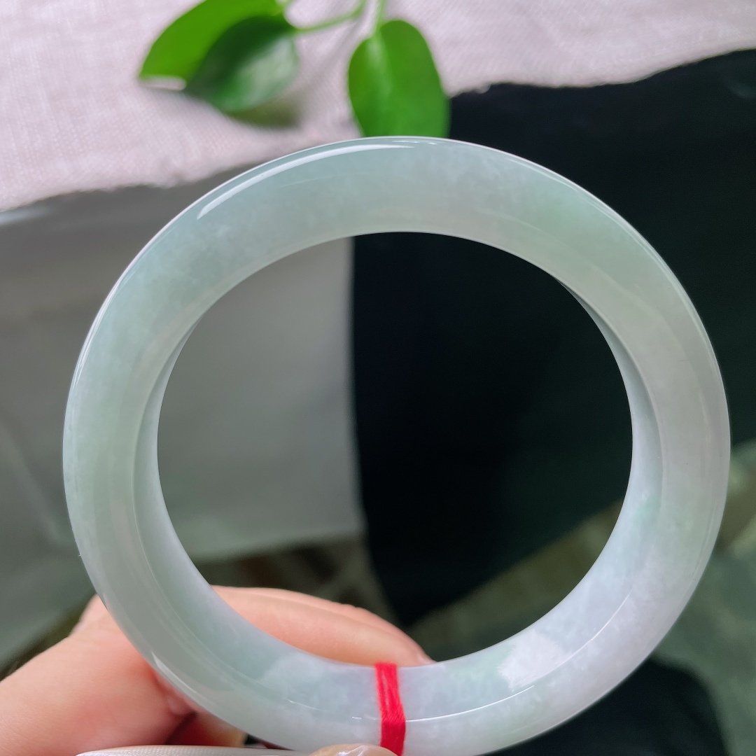 59/11.8/9.2，蓝底正圈，棉线，底子细腻，色调温润不暗沉，清爽舒缓，不浓烈刺眼，属于越看越上头的耐看色系。ss58871a