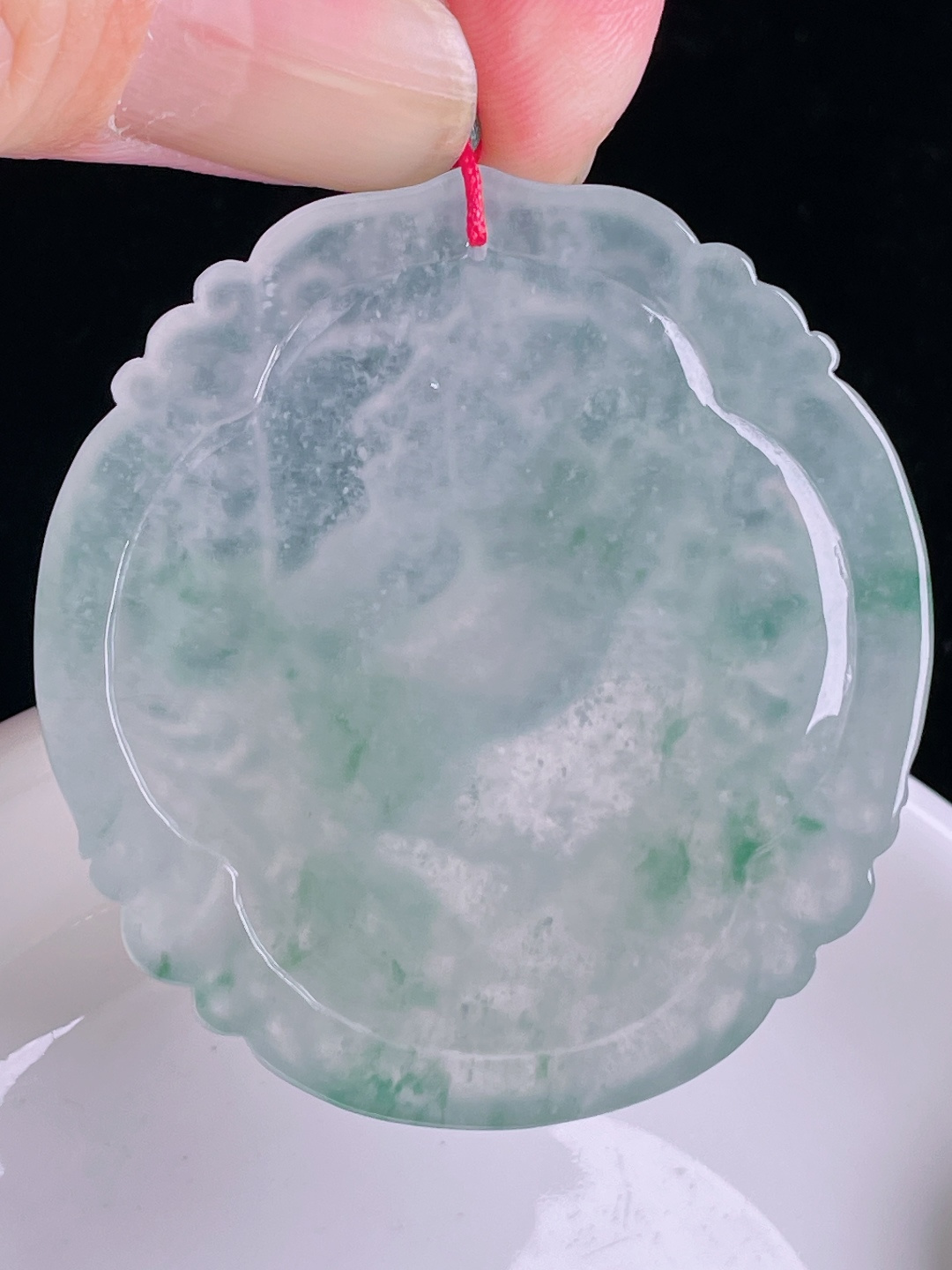 ️马牌，老种起光，细底通透，尺寸：51.5/48/6.6mm0913