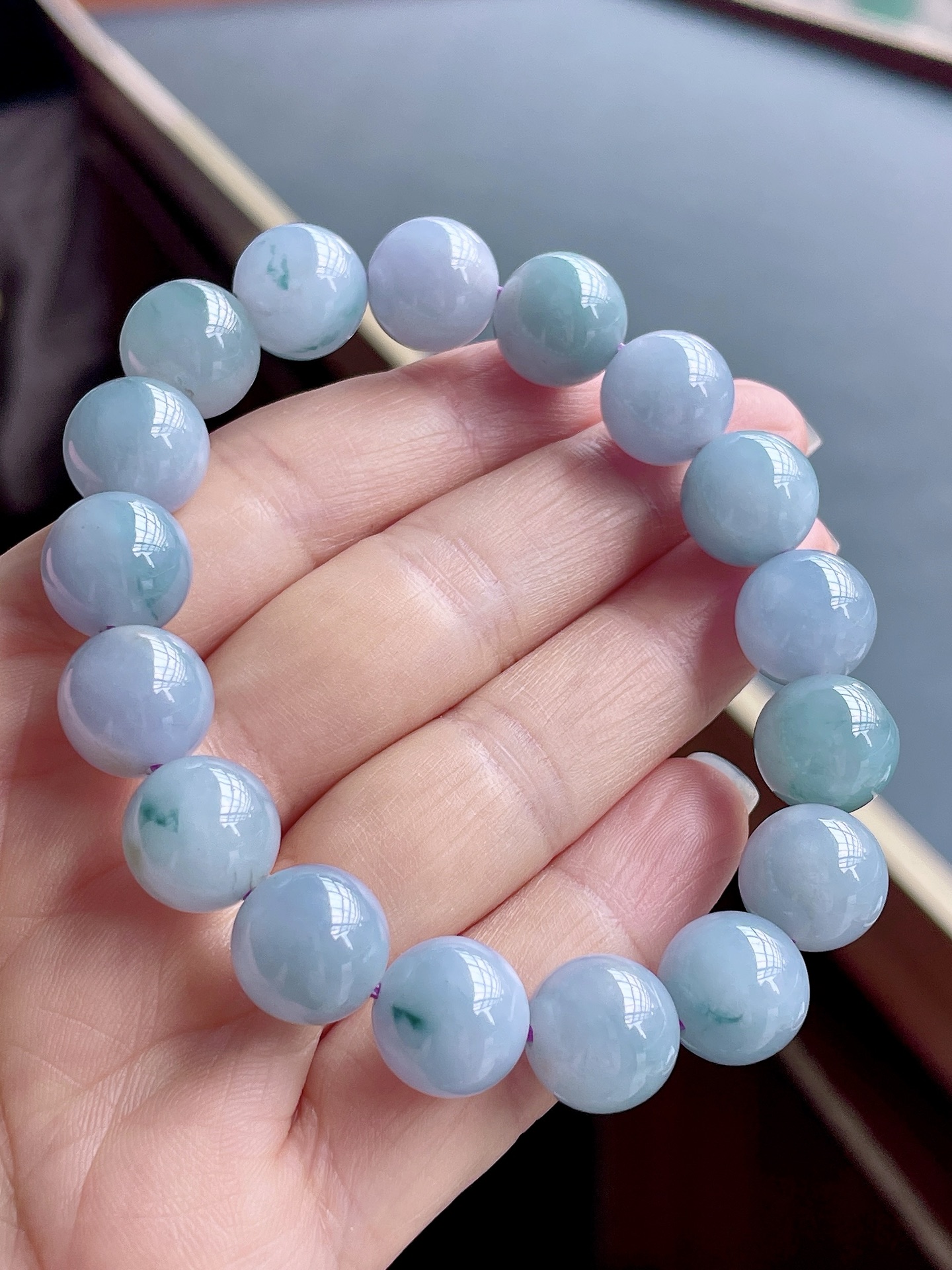 ️ 冰种紫色飘花手链 色泽浓郁，珠圆玉润 尺寸：12