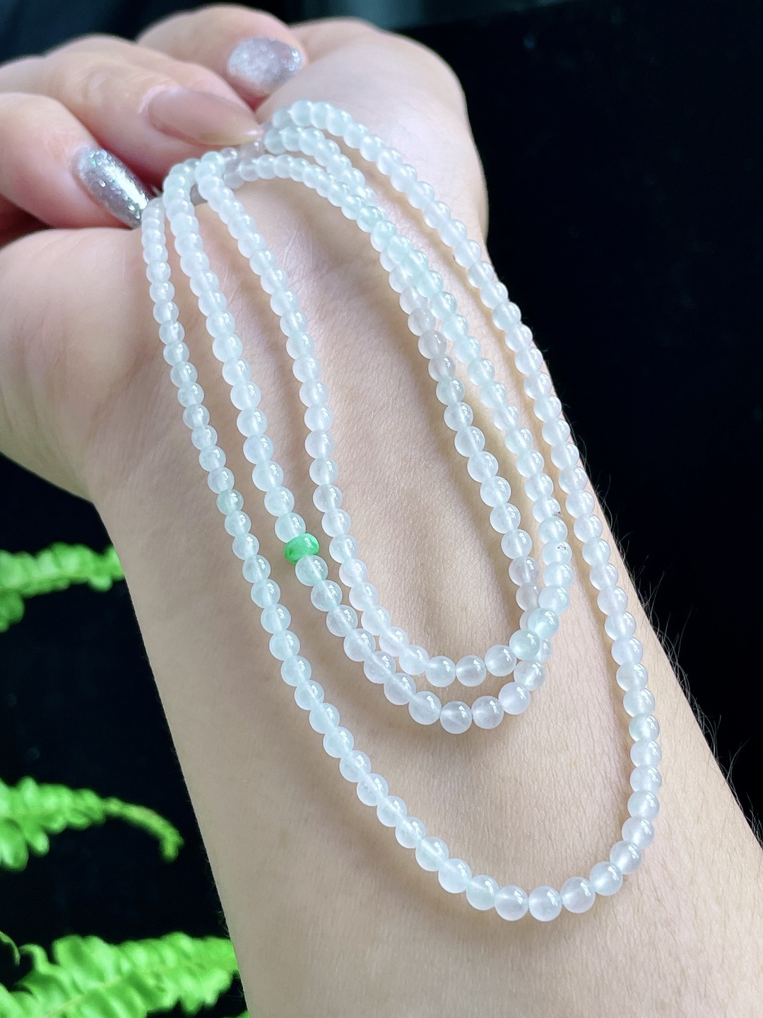 【珠子】白冰珠链圆珠珠子珠链 【说明】缅甸 性比高 【尺寸】33mm，30cm 【重量】11.6克