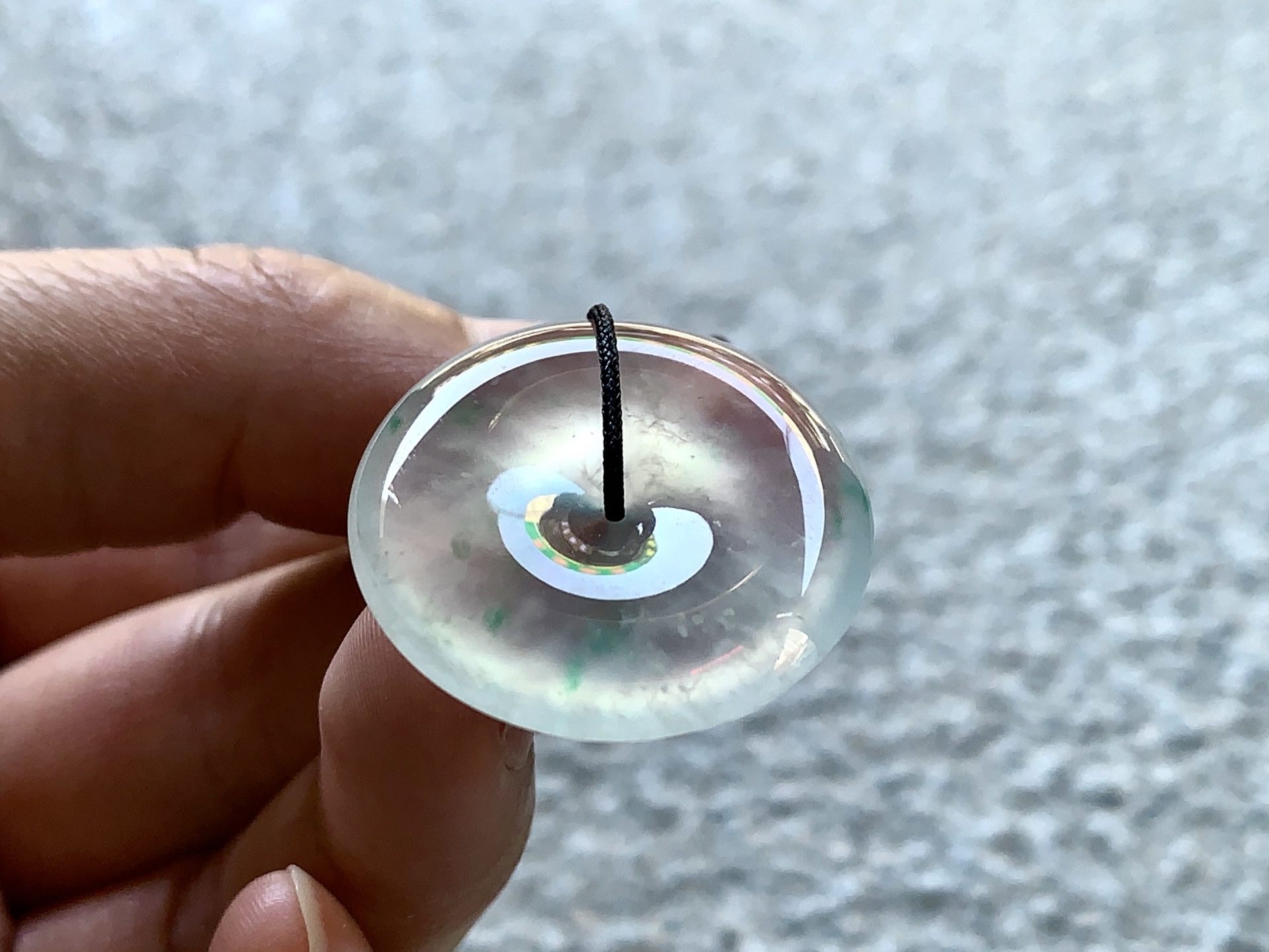 ️ 飘彩平安扣 尺寸：26.5×5.5 玉韵悠悠，传世典藏