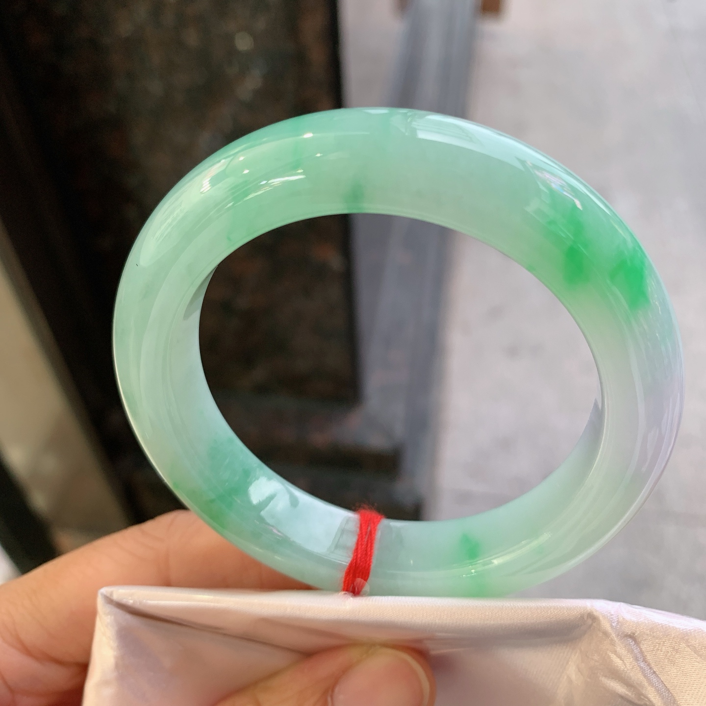正圈春带彩 微细纹 尺寸：55/12.3/9.8 色阳